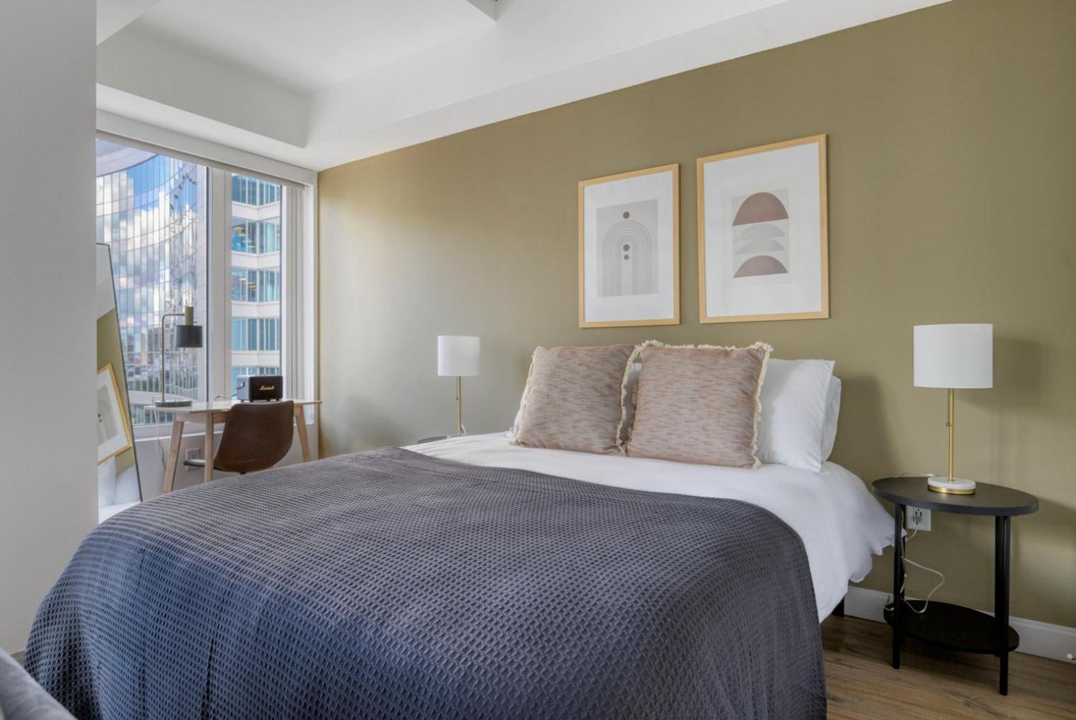 Fenway Studio W Gym Nr T Stop Dining Bos-931 Boston