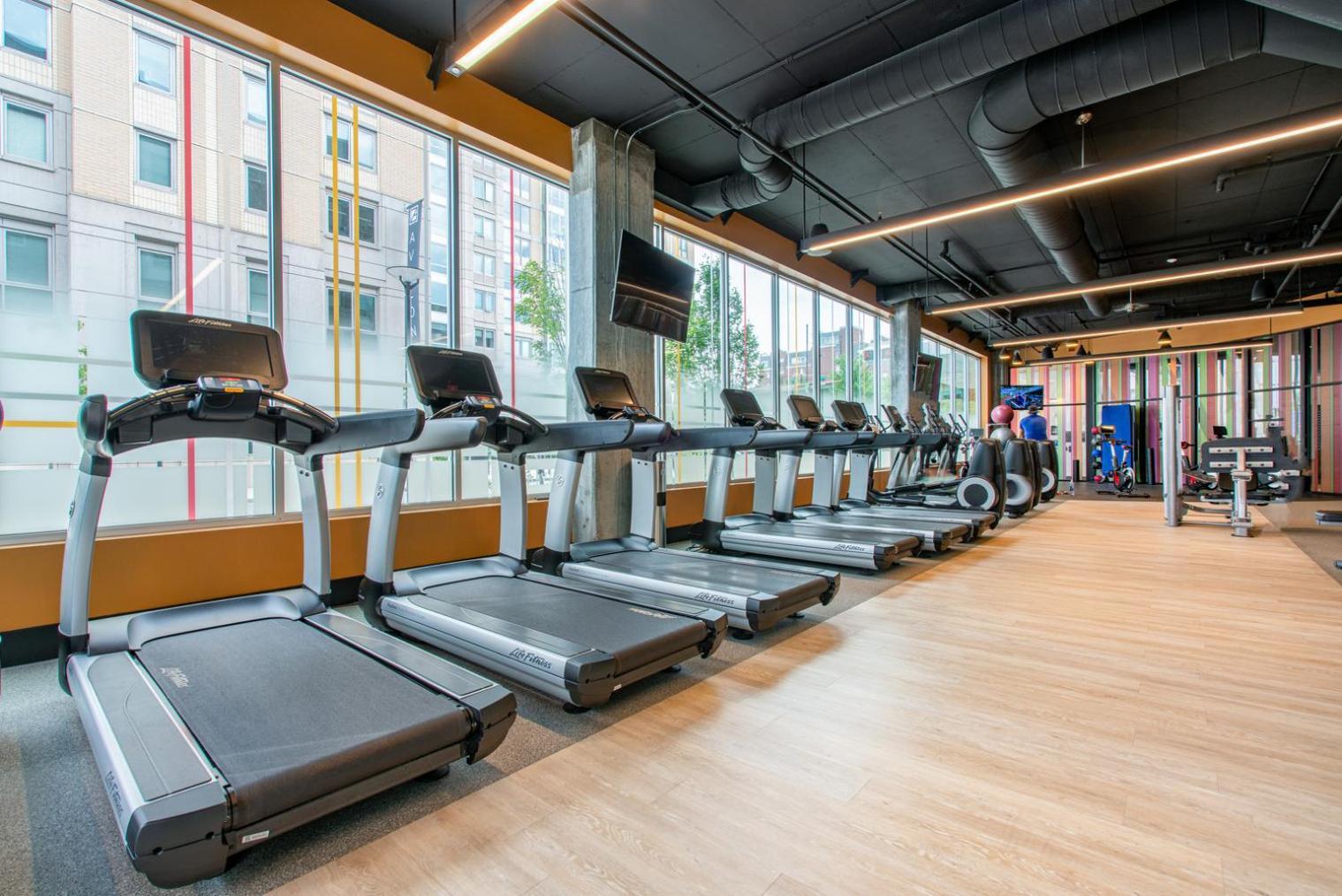 East Cambridge 2br W Gym Wd Nr Line Bos-876 Appartement *