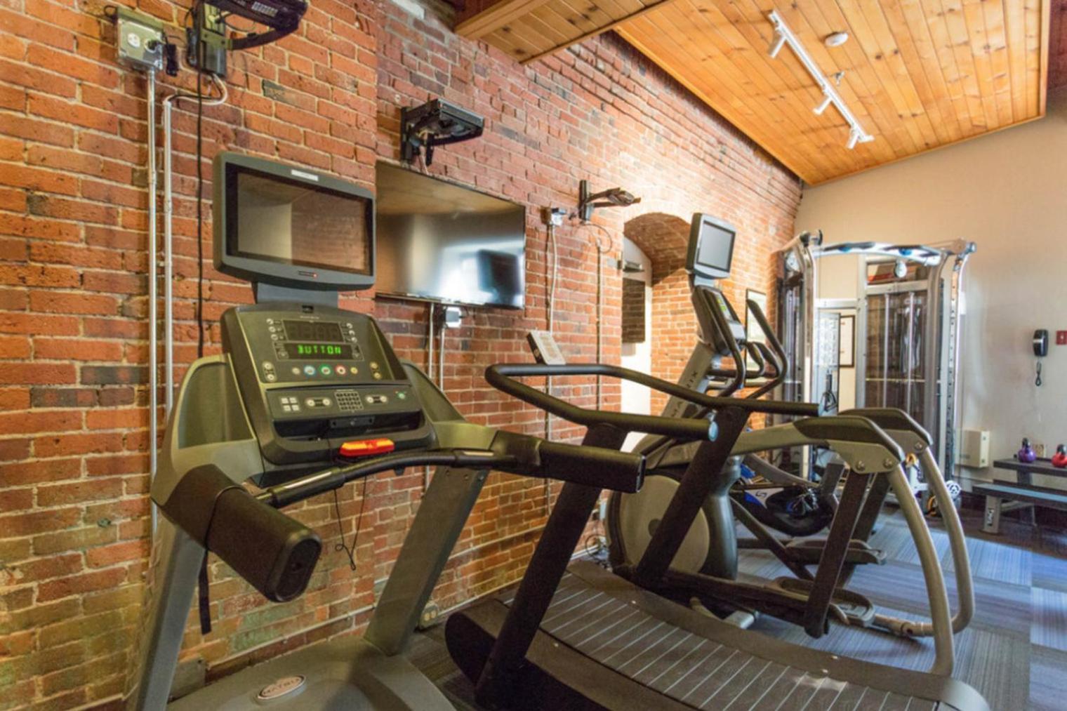 Blueground Dorchester Lower Mills Gym Laundry Bos-1041 Apartment Boston