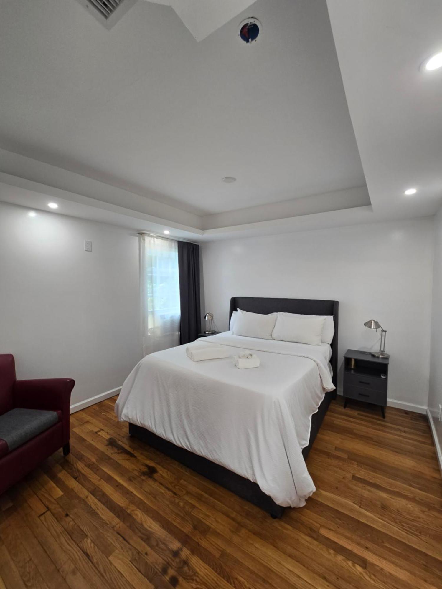 Séjour chez l'habitant Beautiful Bedroom - New Renovation *