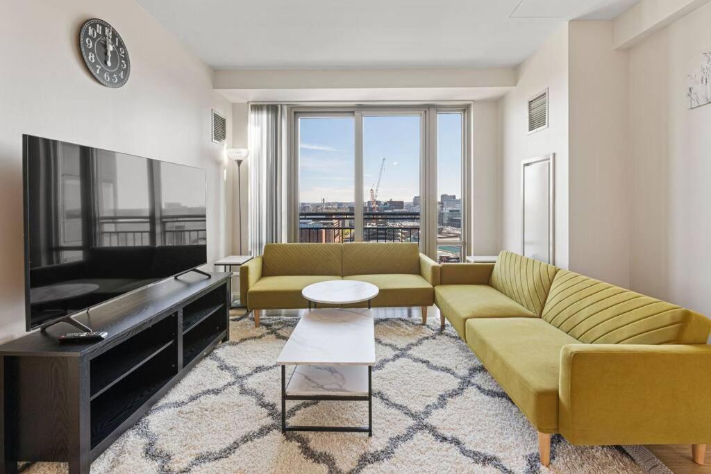Tranquil 2 Bedroom 2ba With Stunning Views Apartamento *