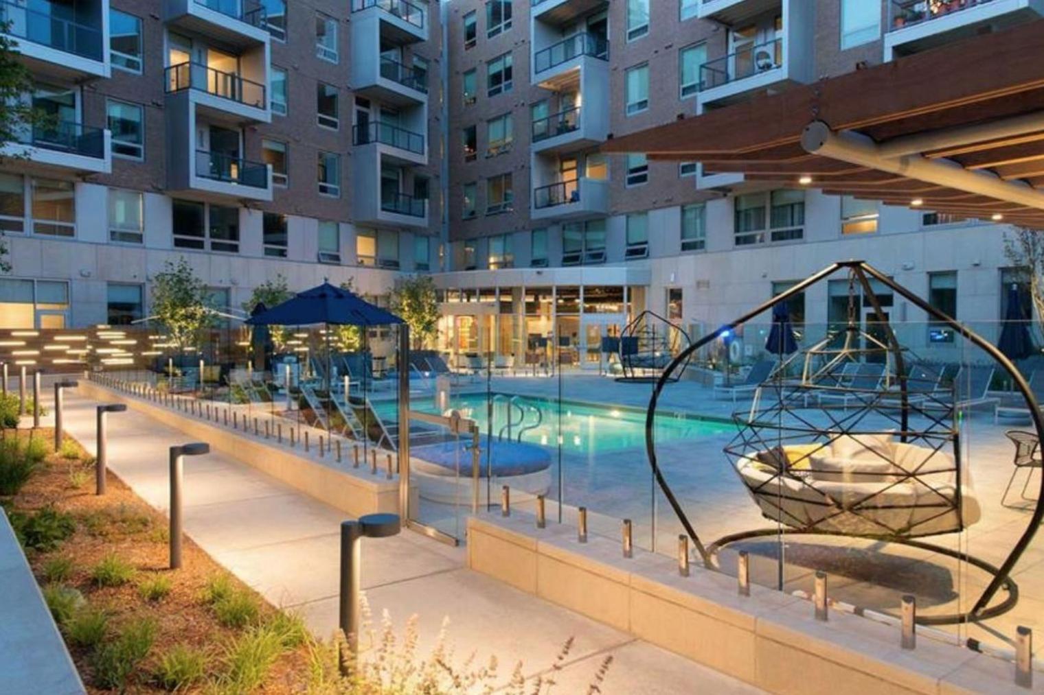 East Cambridge 2br W Gym Wd Nr Lechmere T Bos-869 Apartment