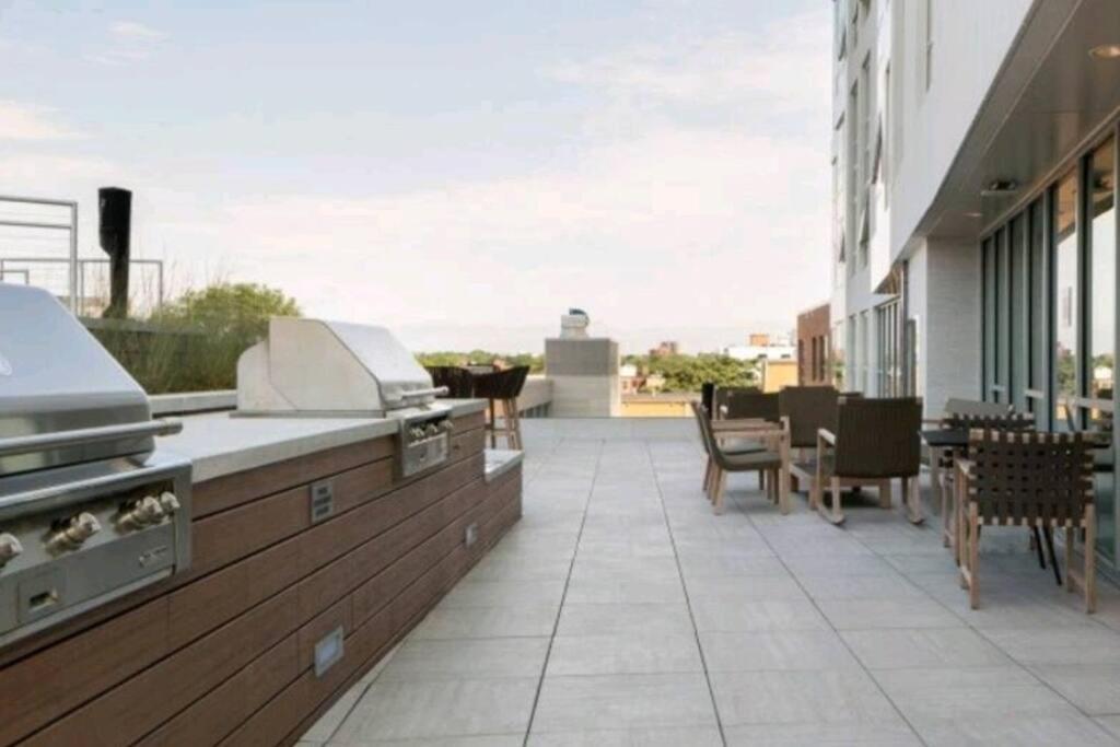 Amazing 2br 2ba Unit By The Lake Apartment Boston