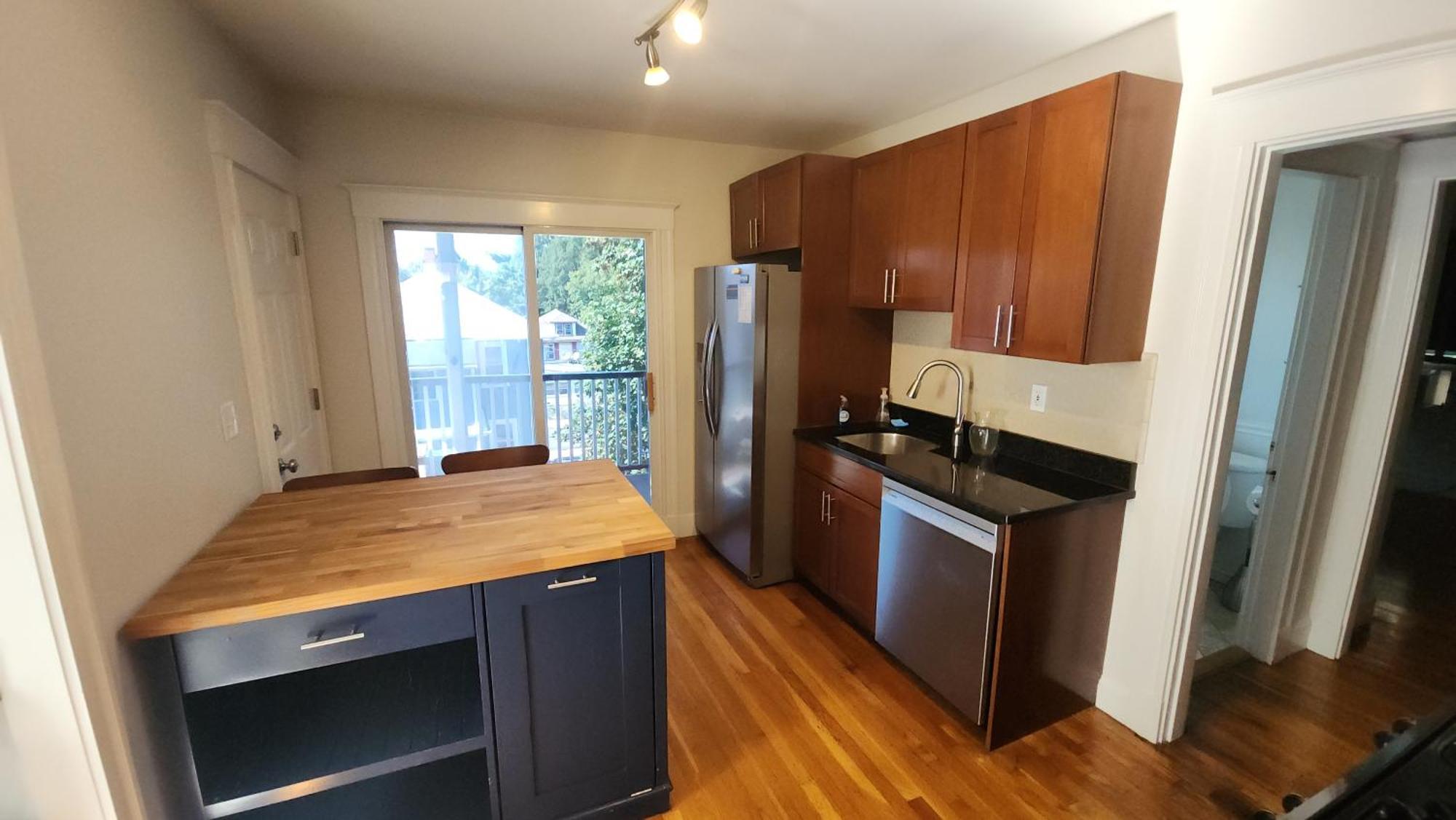 Ultra Convenient Spacious 3 Bedroom * Boston