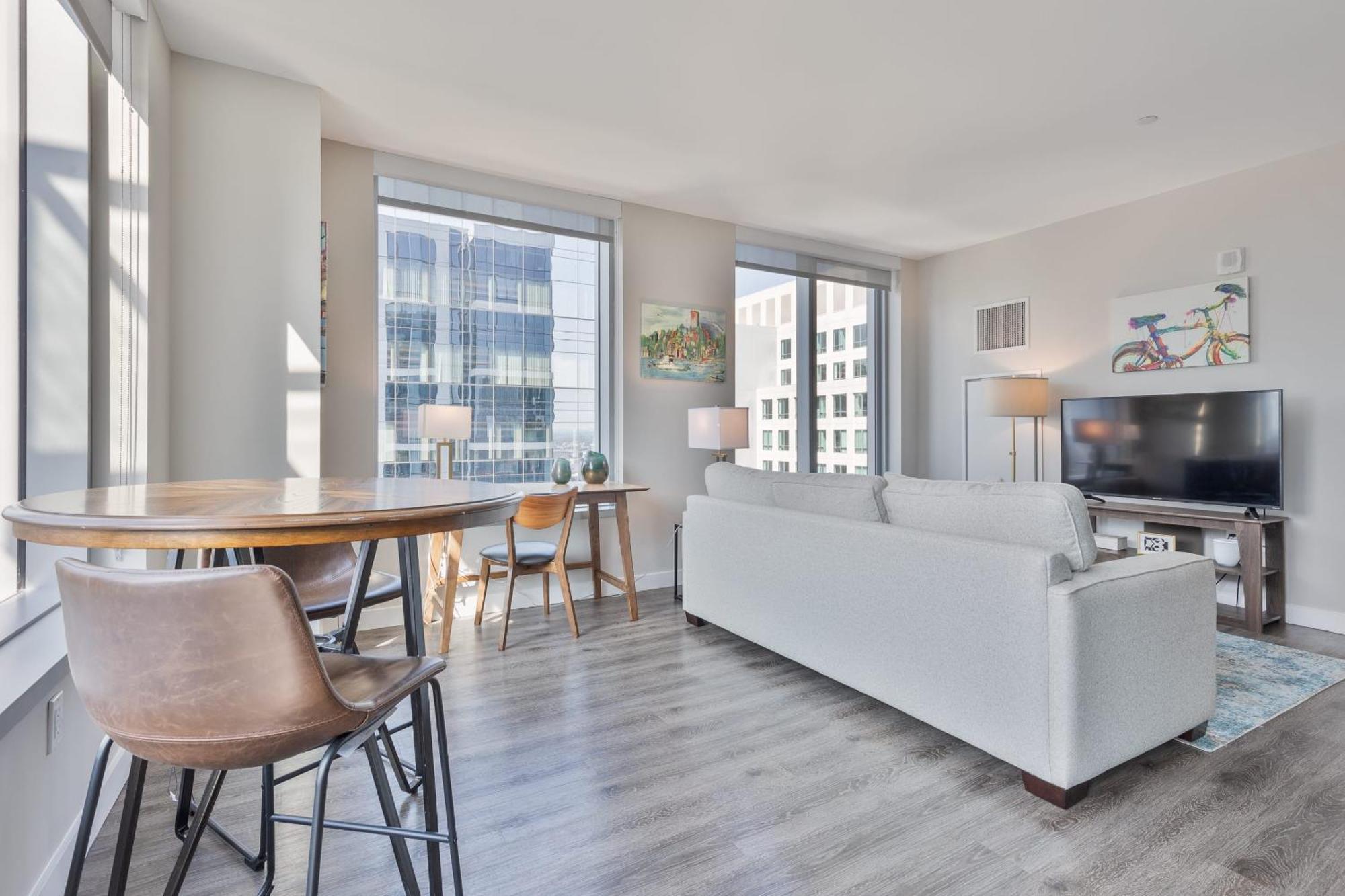 Luxury With Balcony In Seaport - Via-1524 Appartement Boston