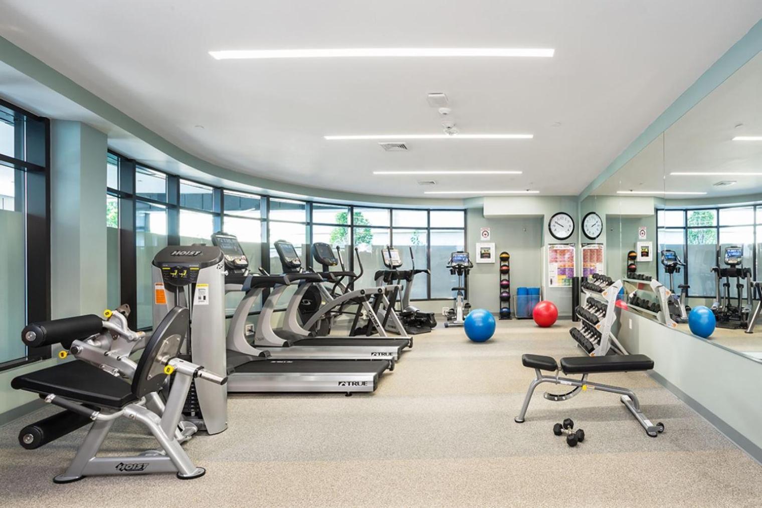 Apartment Fenway 2br W Gym Steps From Fenway Park Bos-371 Boston