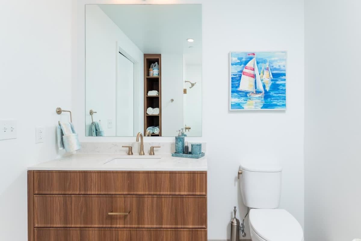 Back-bay Upscale Bos Common Downtown * Boston