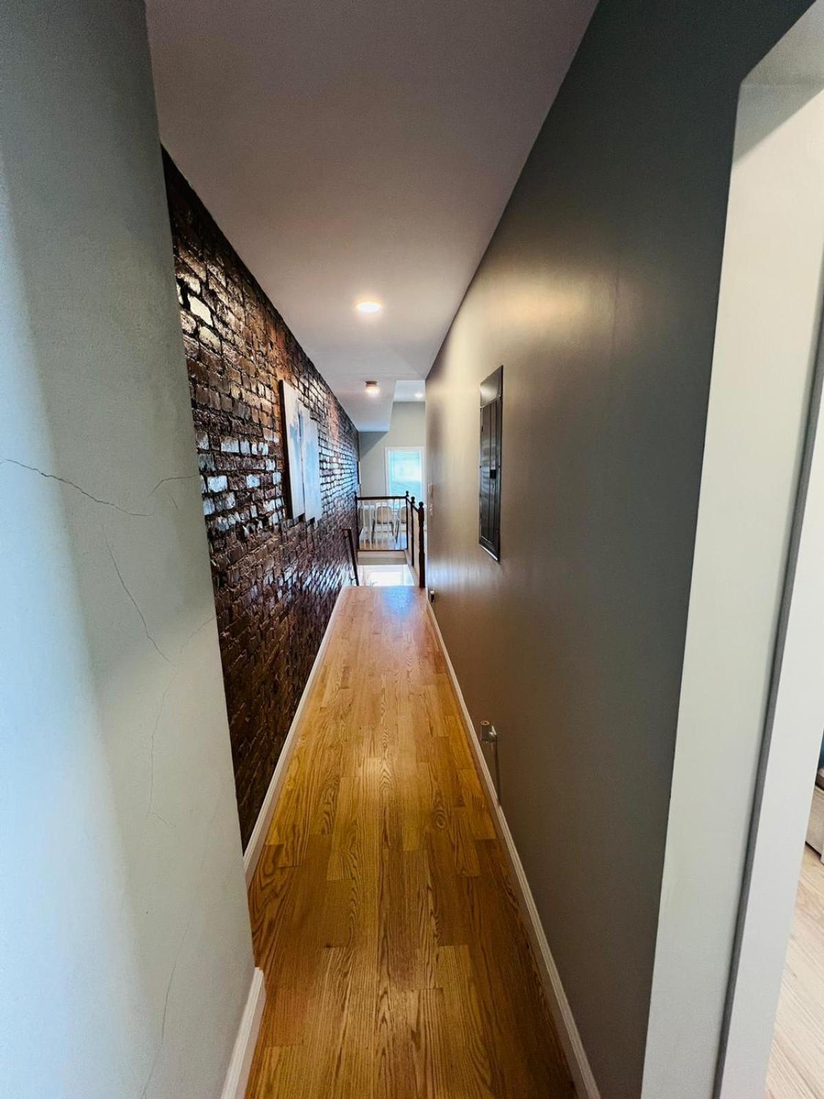 Renovated, 10 Min From The *