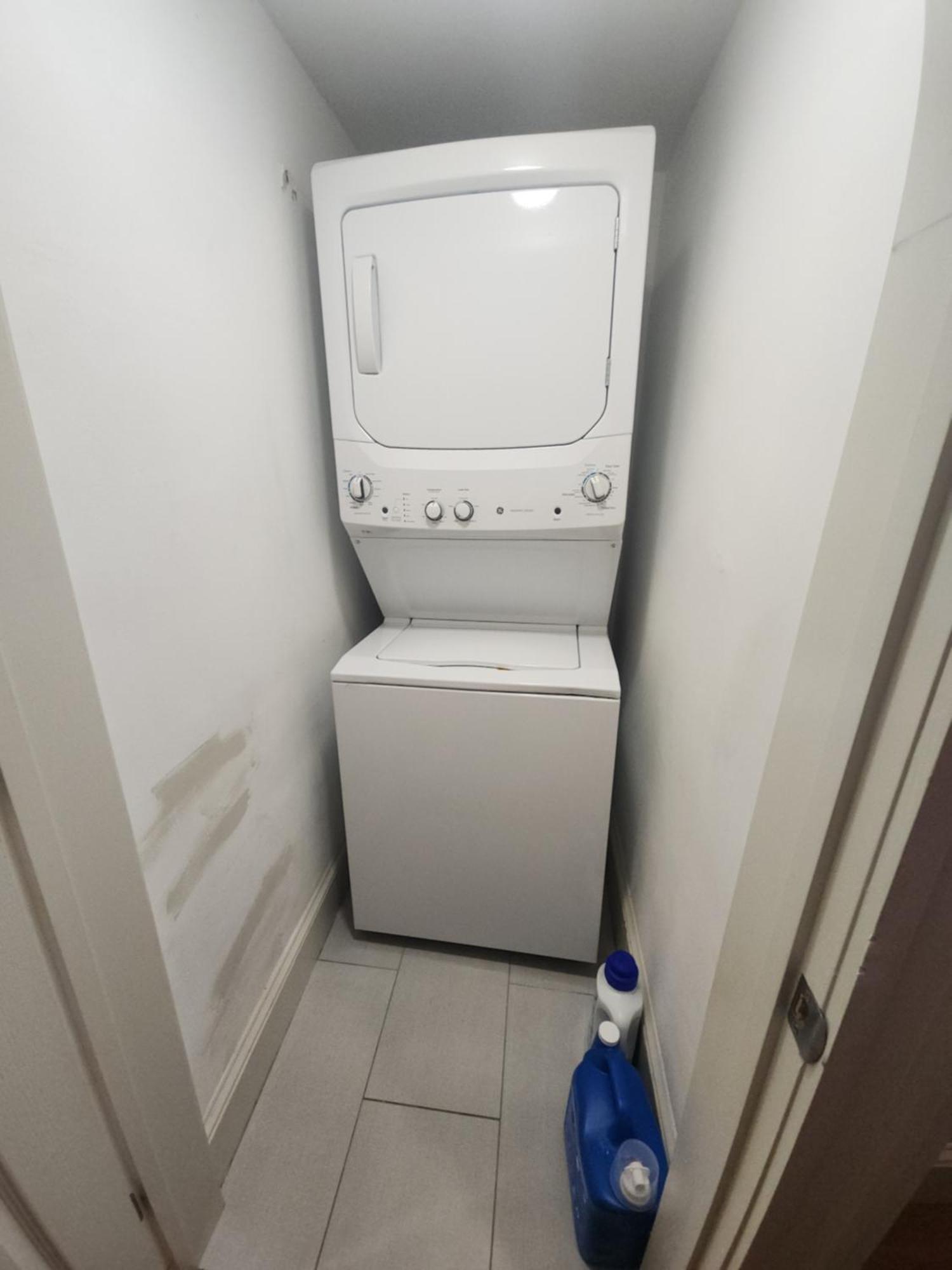 Charming 2-bedroom Minutes From From Airport, Downtown Boston, Wifi, Laundry Apartment Boston
