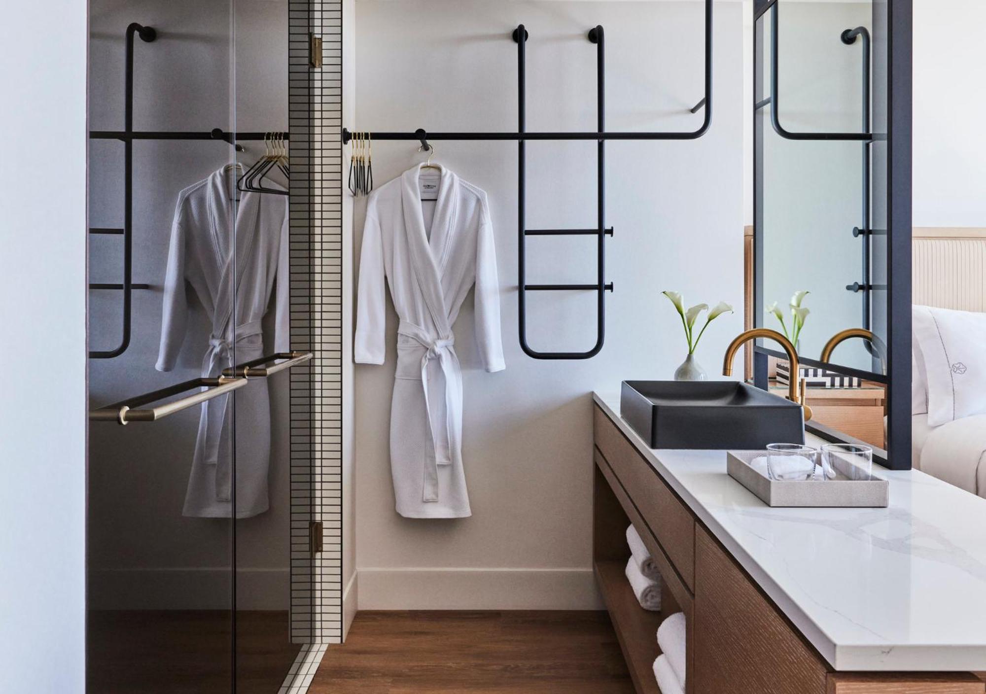 Omni At The Seaport Hotel Boston