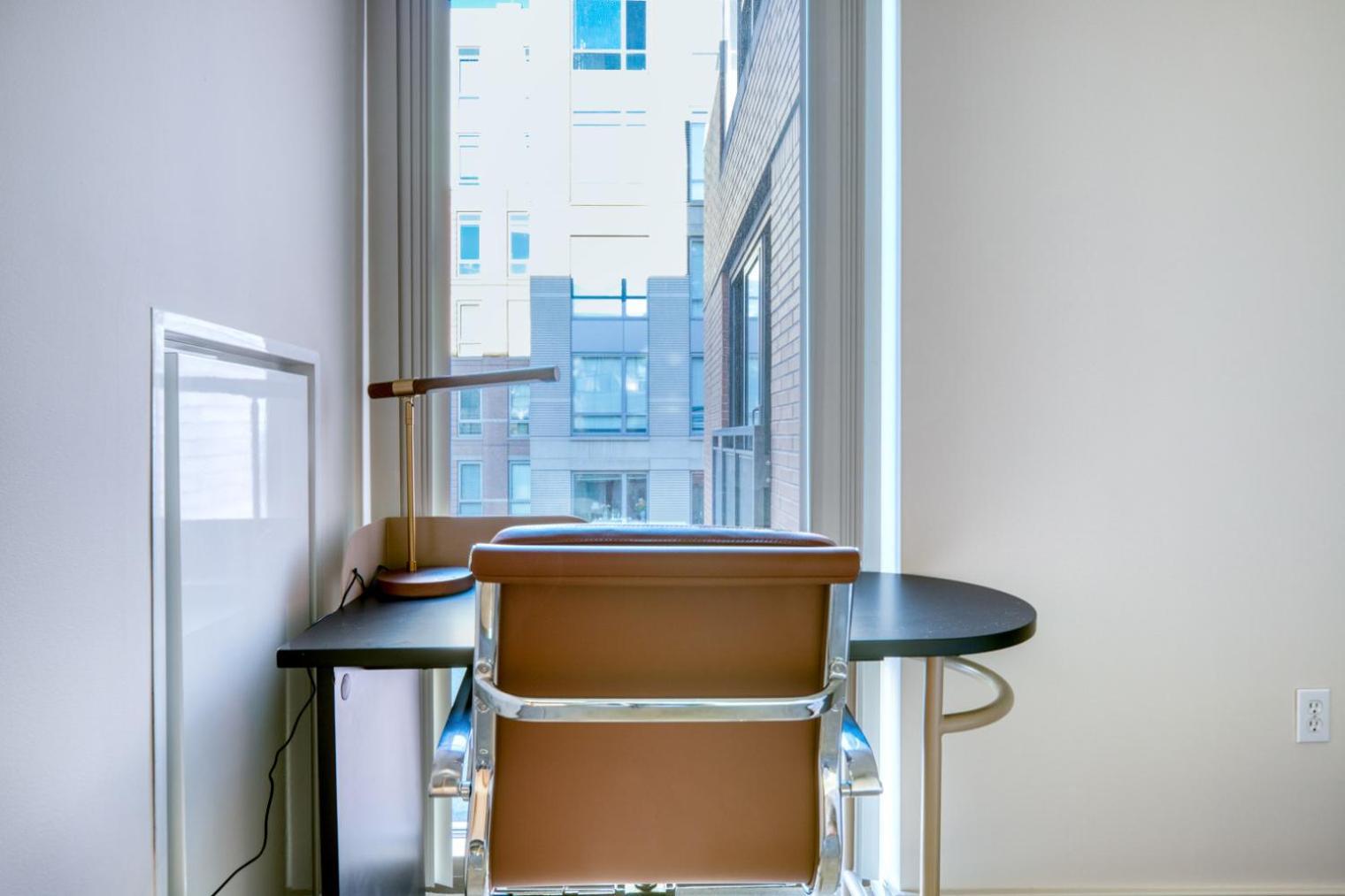 Apartment North Station 2br W Wd Gym Nr Td Garden Bos-812