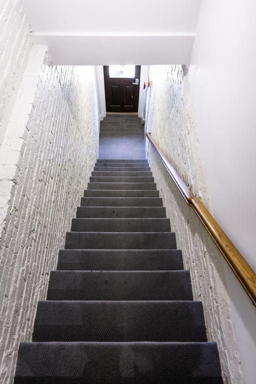 West Broadway Quarters By Thatch Apartment *