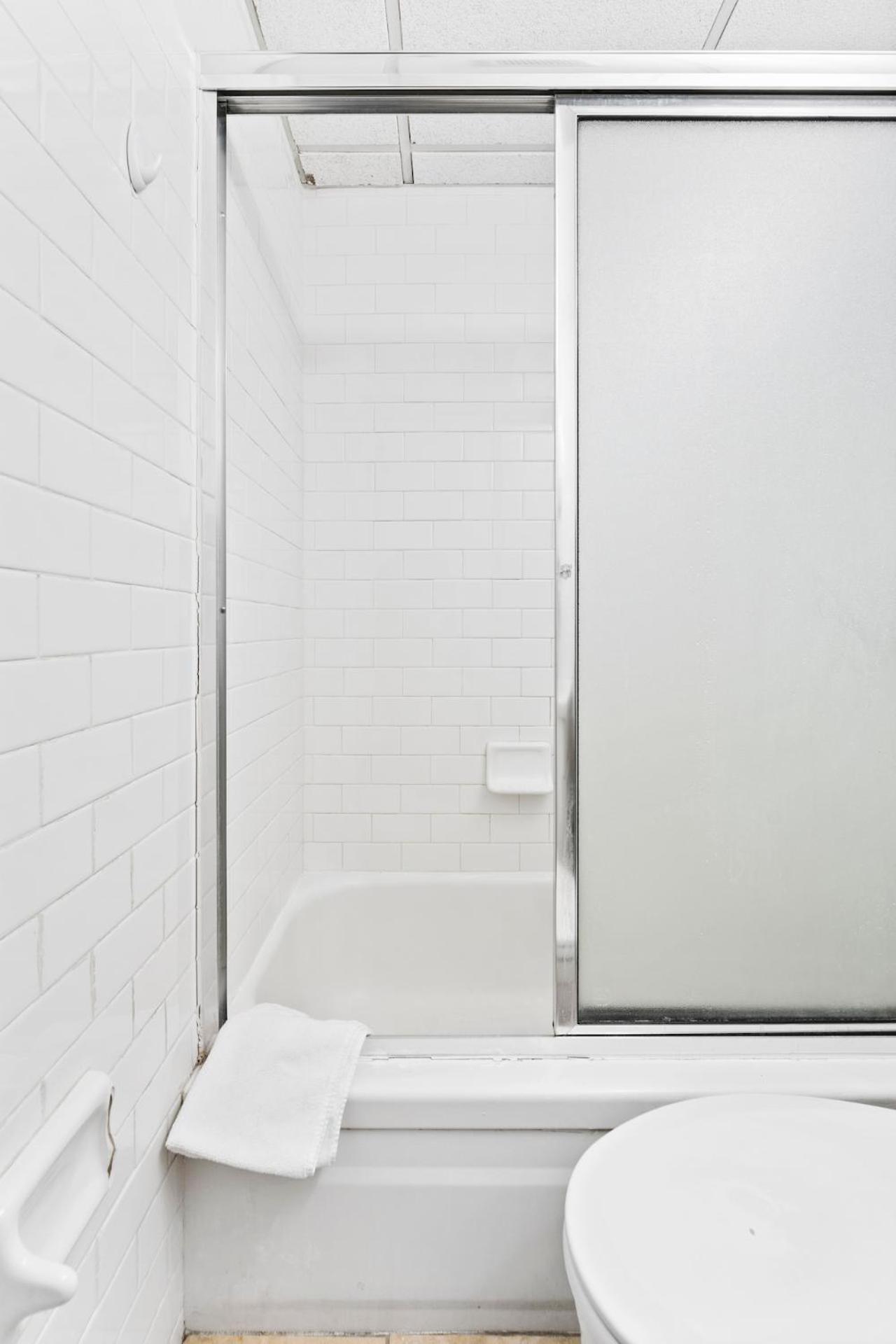 Furnished In Downtown Apartment