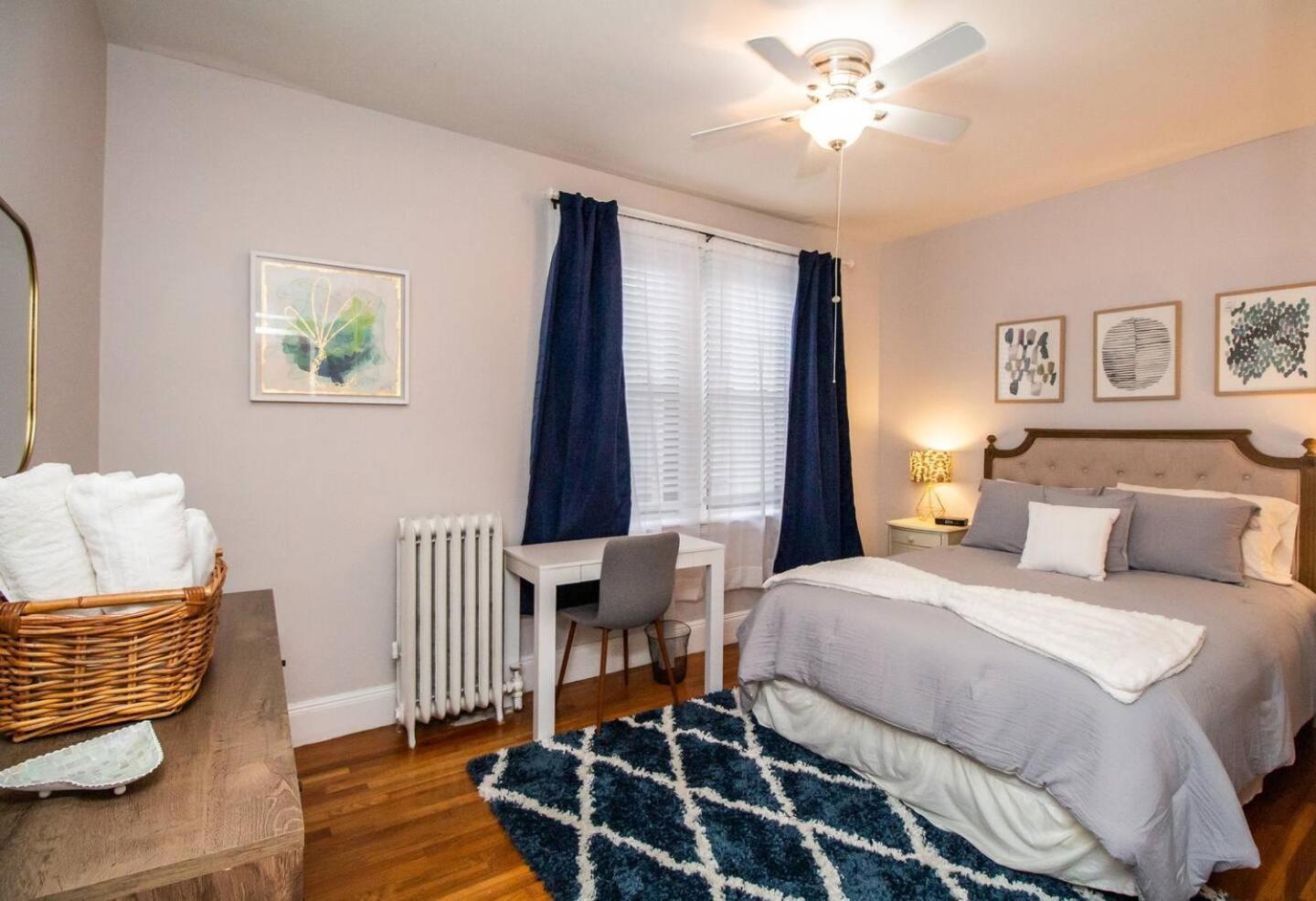 Top-floor 2br Renovated Bliss! Apartment