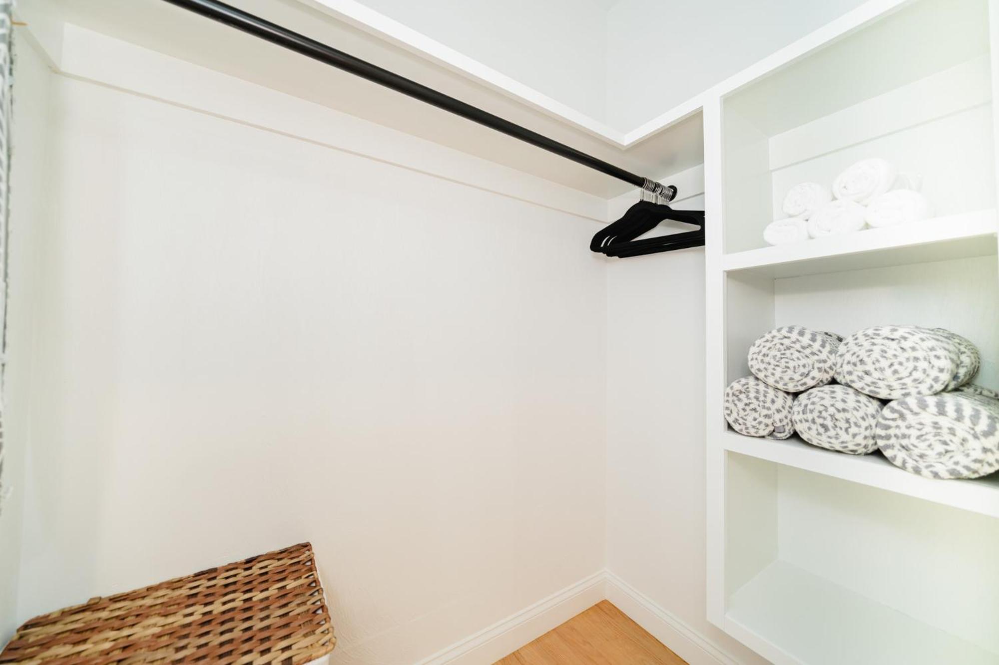 60-3 3br - Sleek Near Franklin Park * Boston
