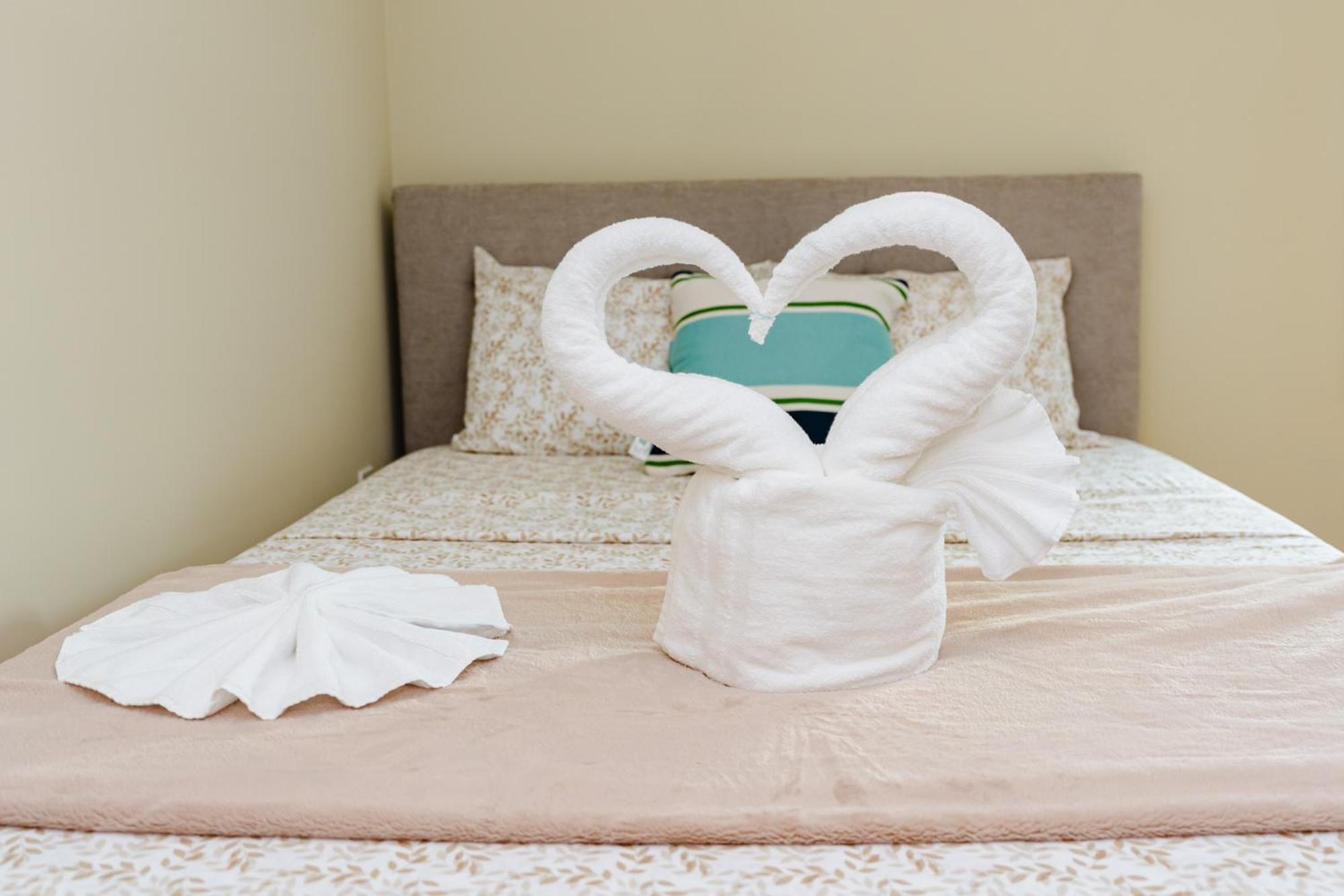 60-3 3br - Sleek Near Franklin Park *