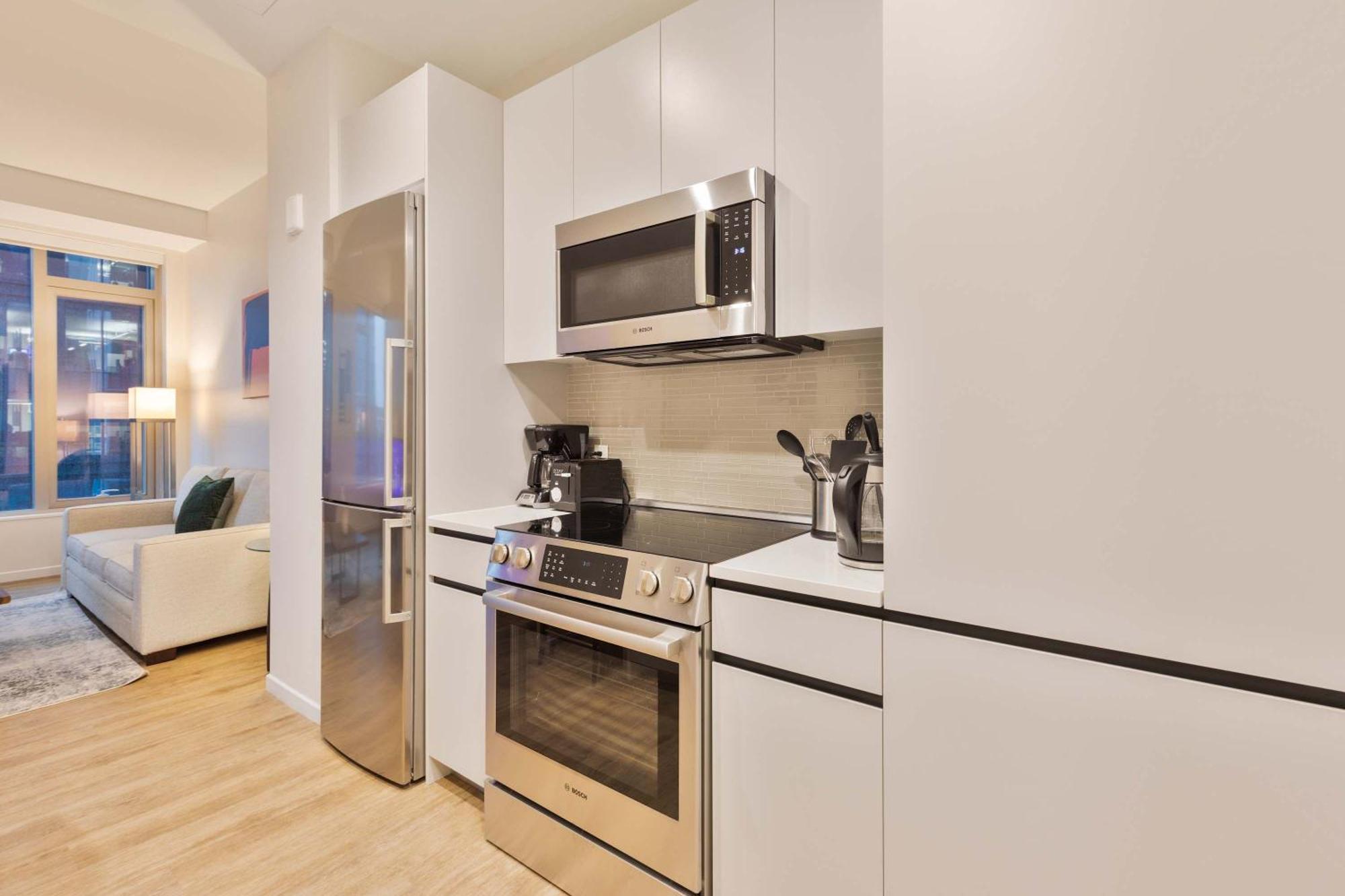 Luxury Heart Of Seaport Apartment *