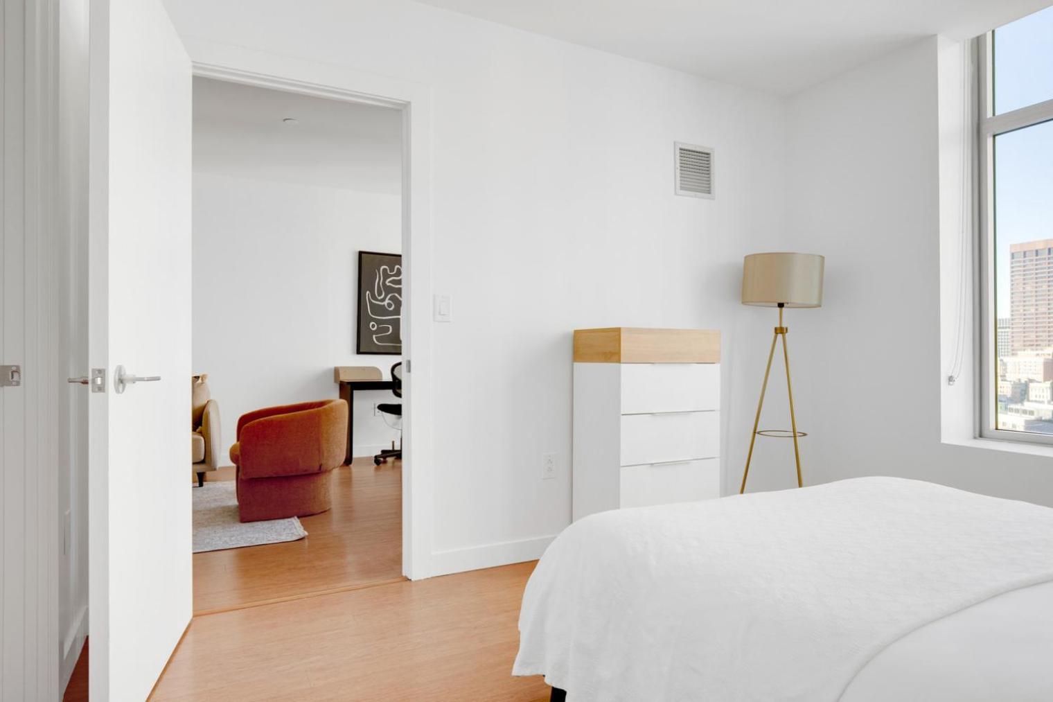 Downtown 1br W Gym Wd Nr S Station Bos-622