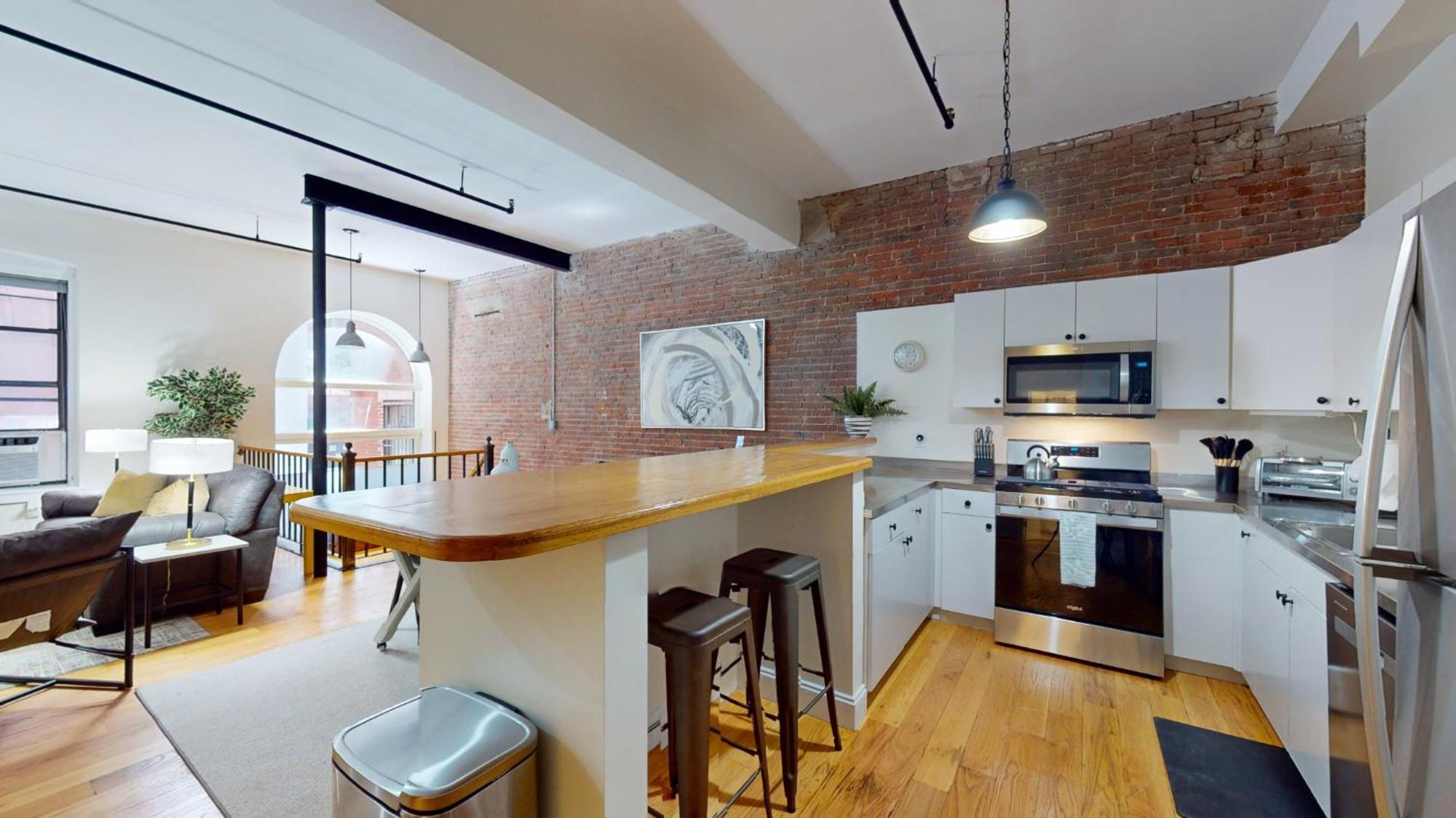 Appartement 2 Level, 2 Bed With Office In Back Bay *
