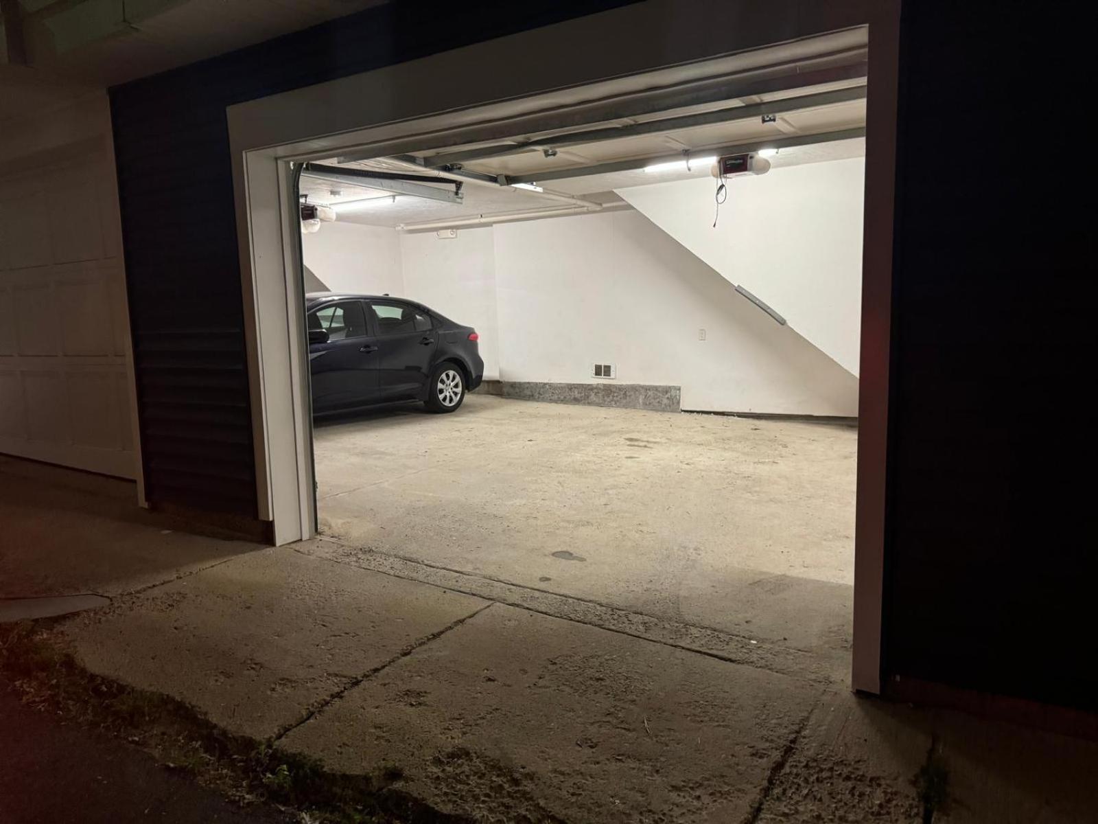 Ultra Convenient Luxury In South With Private Parking Garage Apartamento *