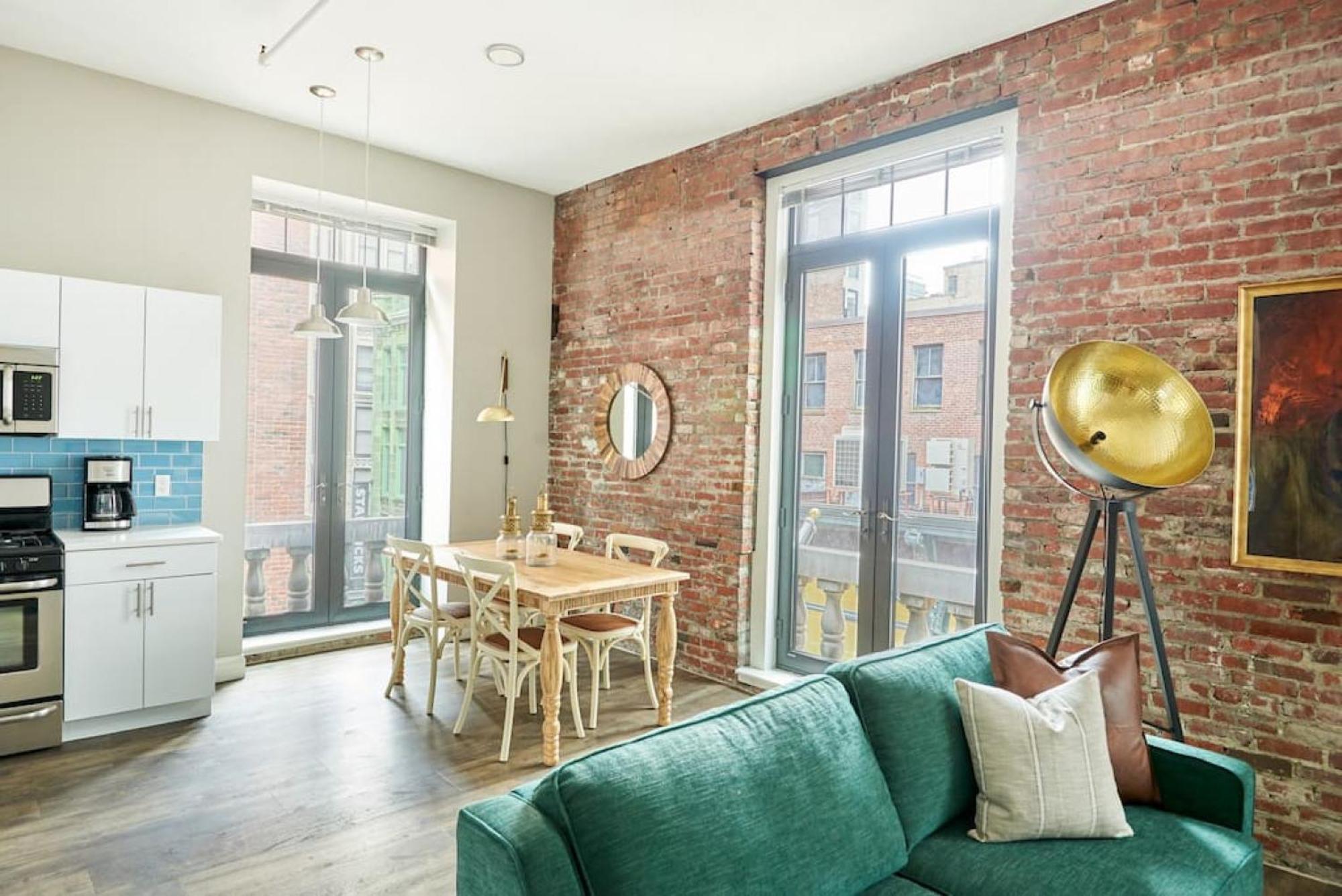 Keyless Monthly Discounts Fully Furnished 4br 2ba Loft Apartment Boston