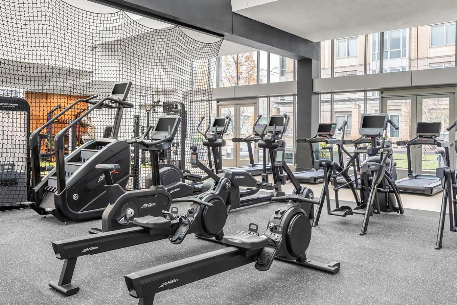Apartment East Cambridge 1br W Gym Wd Near T Stop Bos-960 Boston