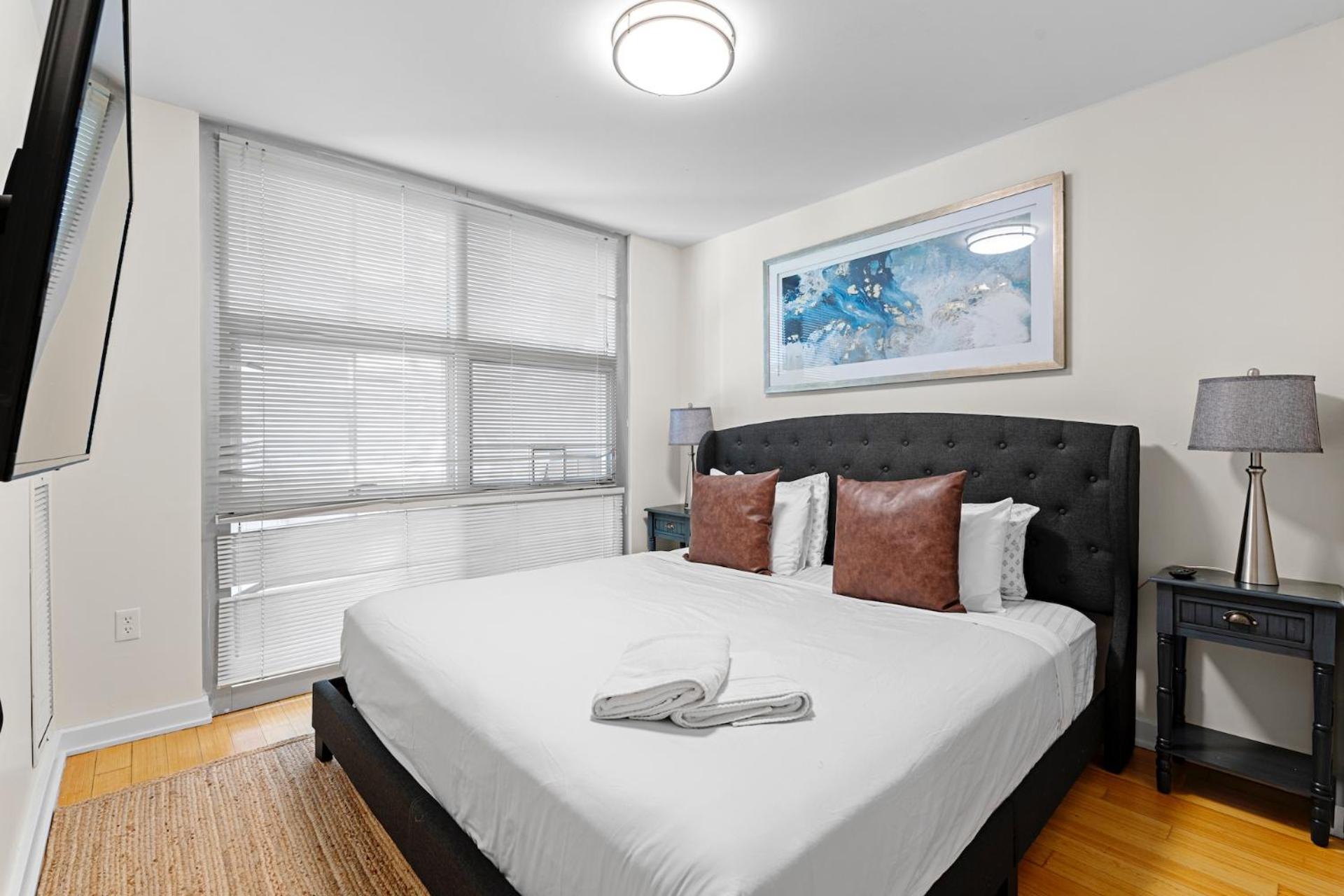 Furnished In Downtown Apartment