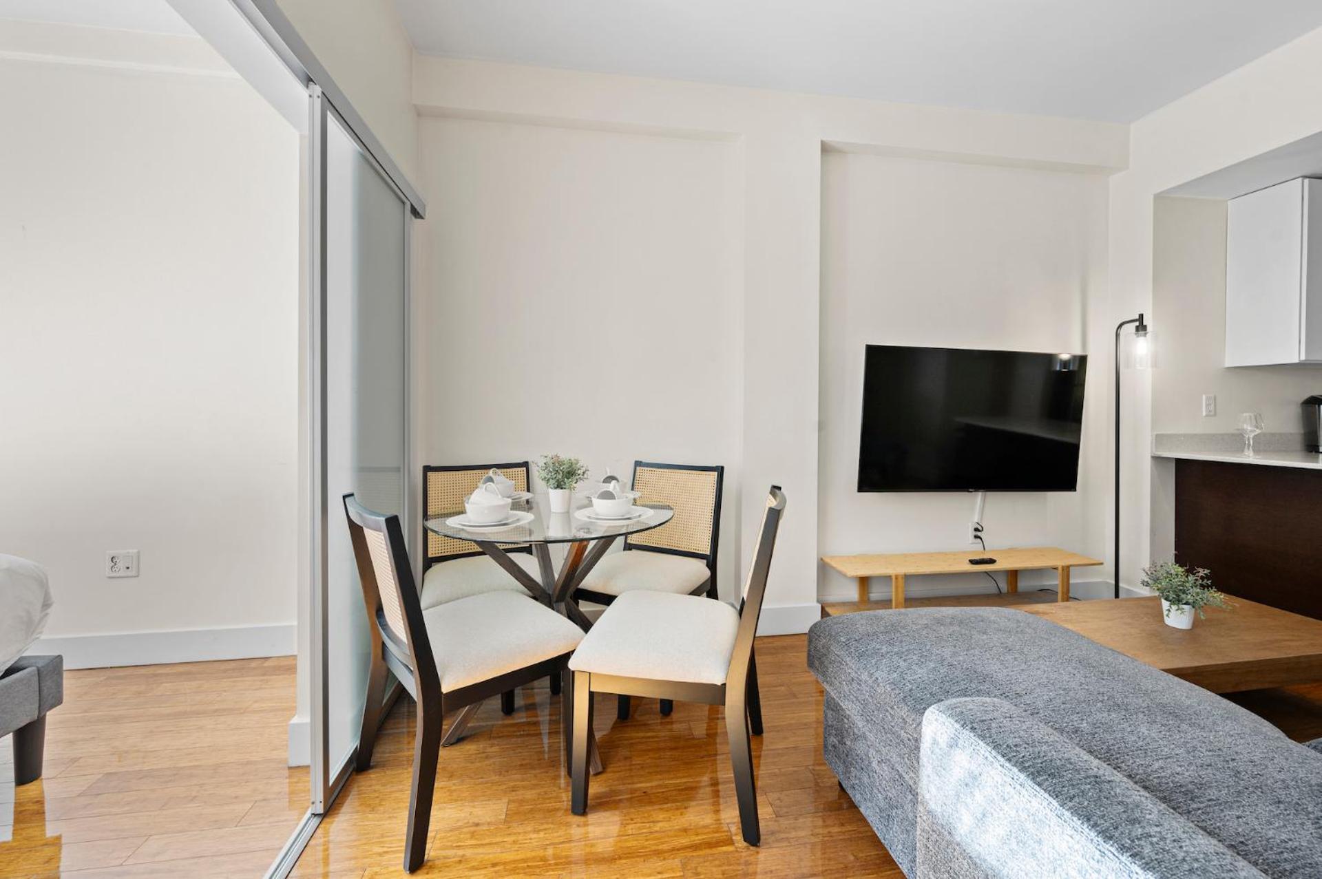 Furnished In Downtown Apartamento