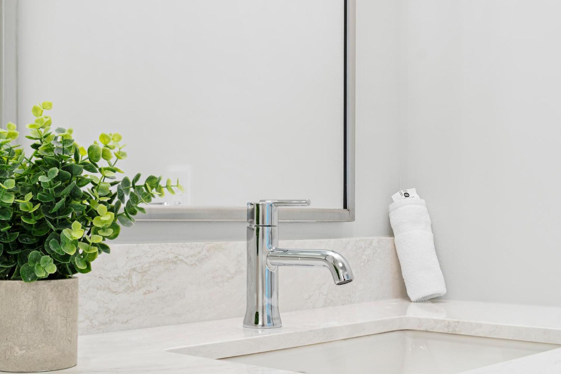 Furnished Luxury Next To Harvard Stadium