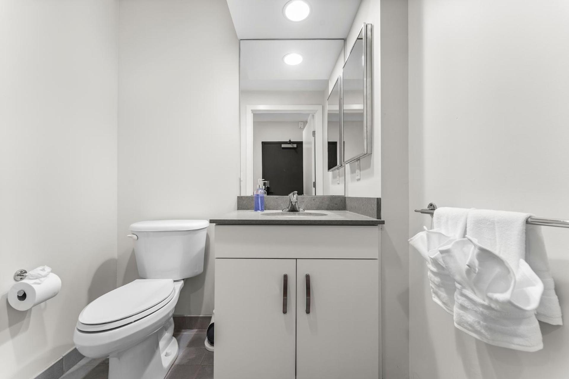 Beautiful 2br In Southend Appartement *