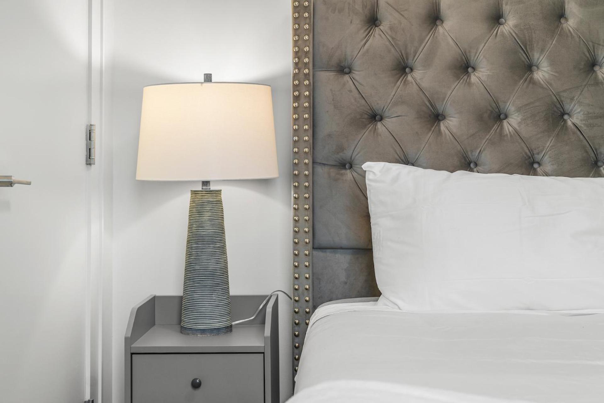 Furnished Luxury Next To Harvard Stadium Appartement Boston