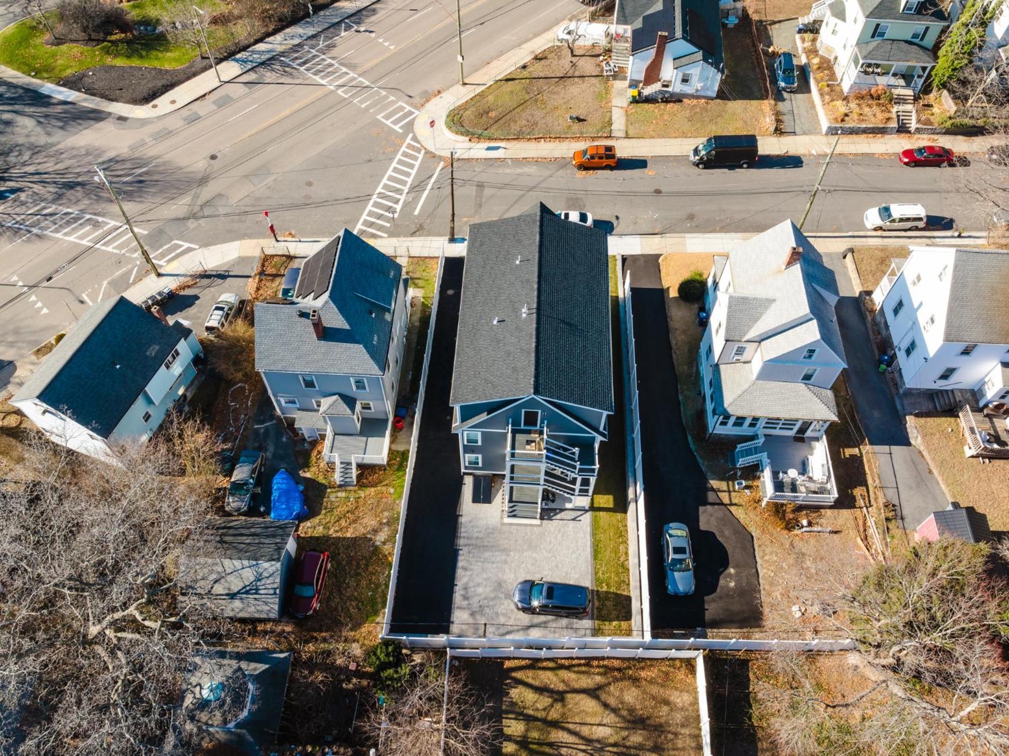 60-3 3br - Sleek Near Franklin Park Apartment Boston