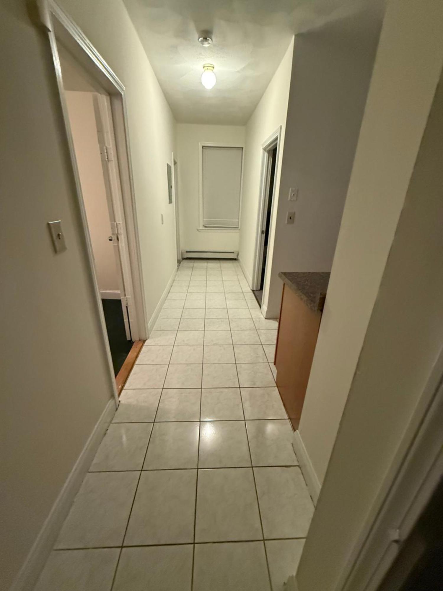 Cozy And Convenient Allston With Private Parking Apartamento