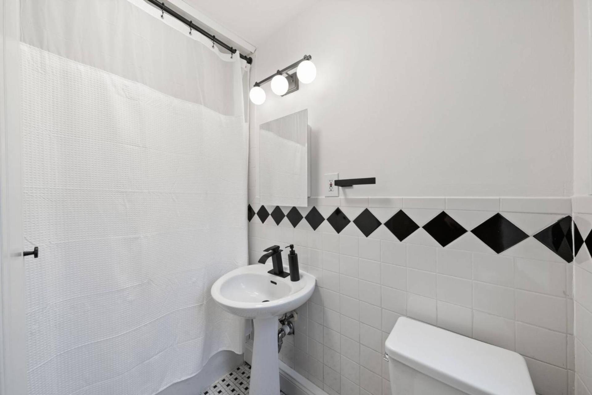 102 Revere Street, Unit 2 Beacon Hill * Boston
