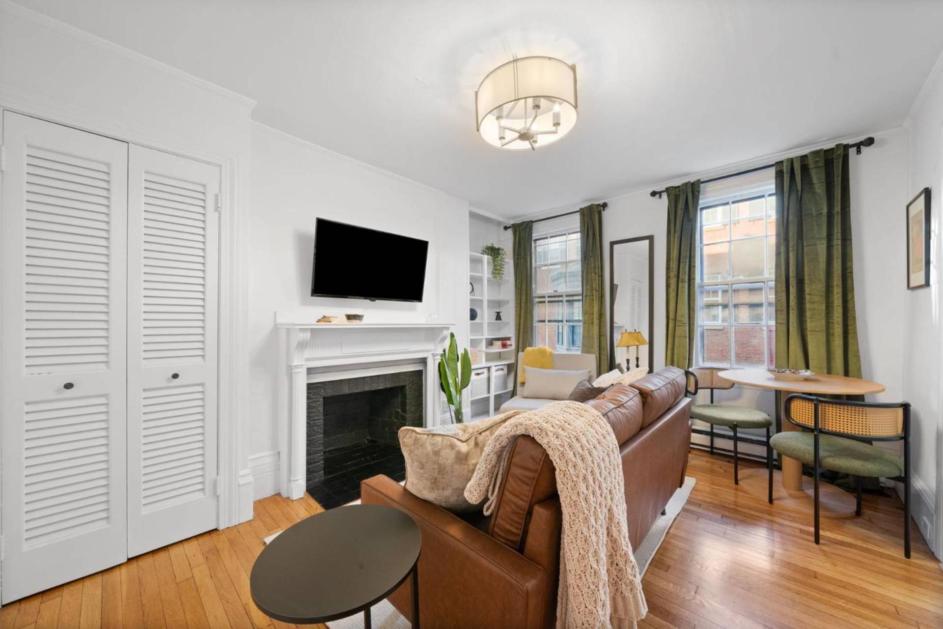 102 Revere Street, Unit 2 Beacon Hill Holiday home *