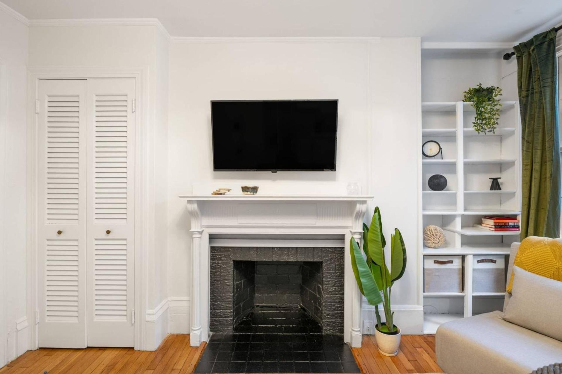 102 Revere Street, Unit 2 Beacon Hill *