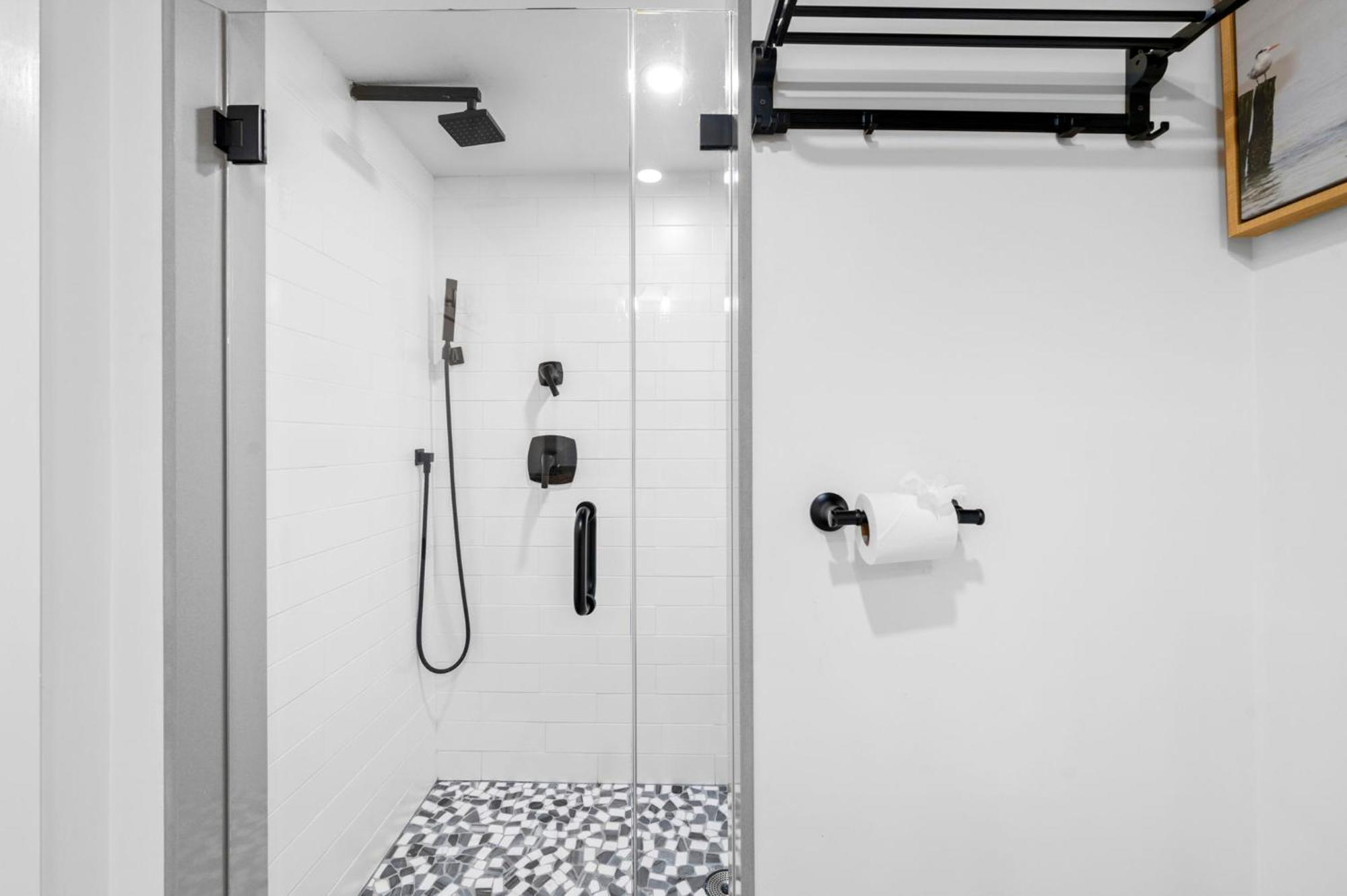 Roslindale Village Apartment