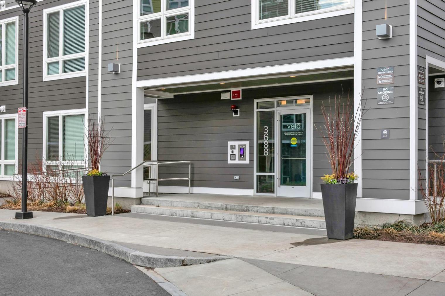 Blueground Jamaica Plain Ac Gym Nr Pond Bos-1139 *