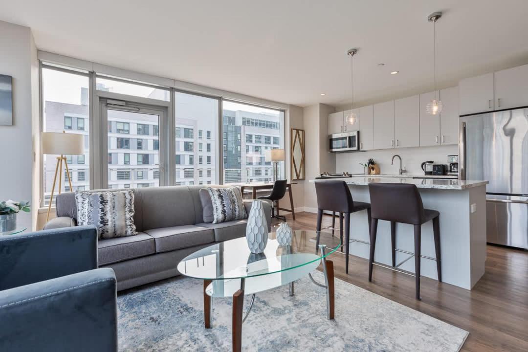 Private Seaport With Gym * Boston