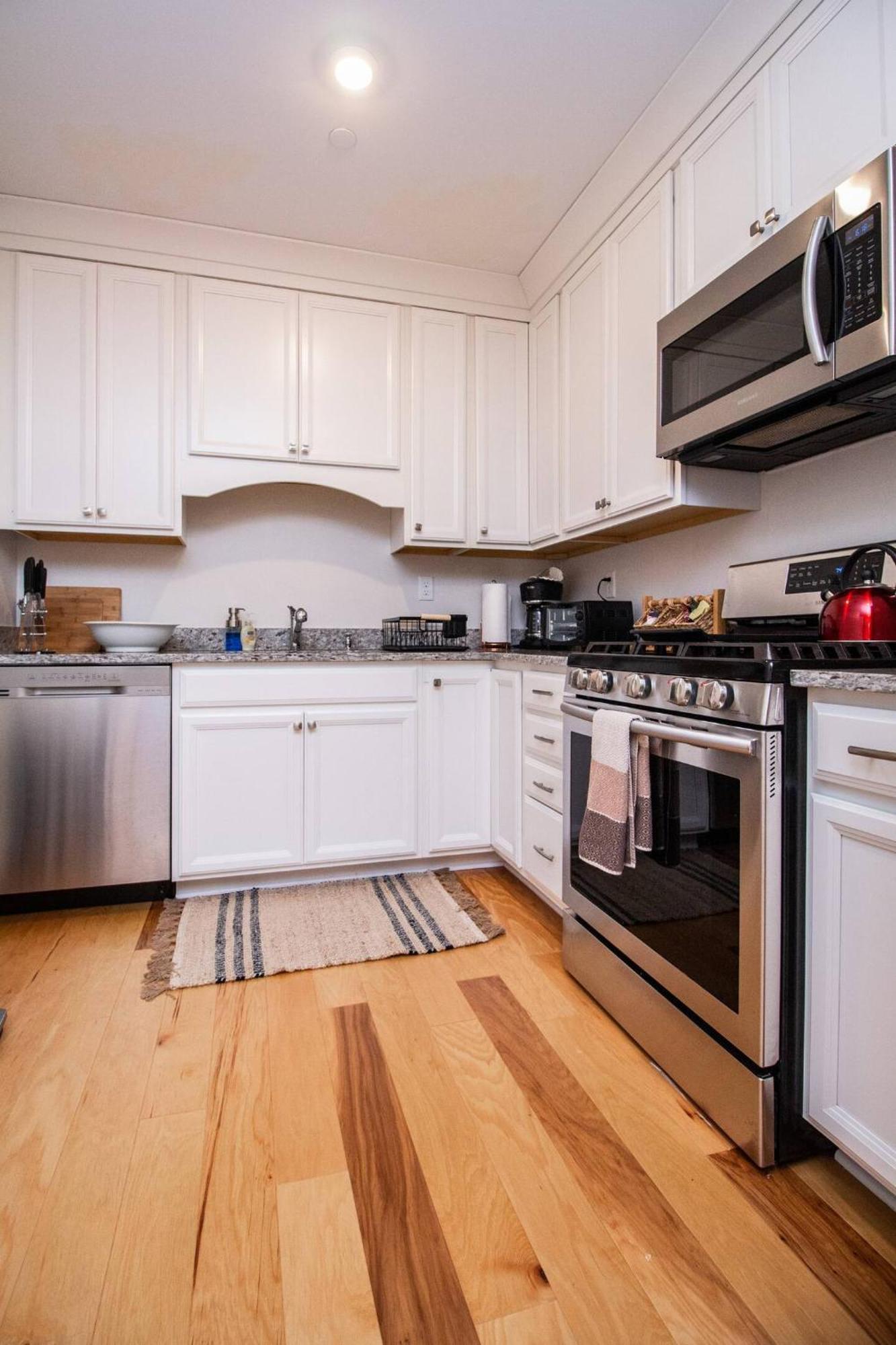 Appartement 2b Unit W Elevator & In-unit Laundry *