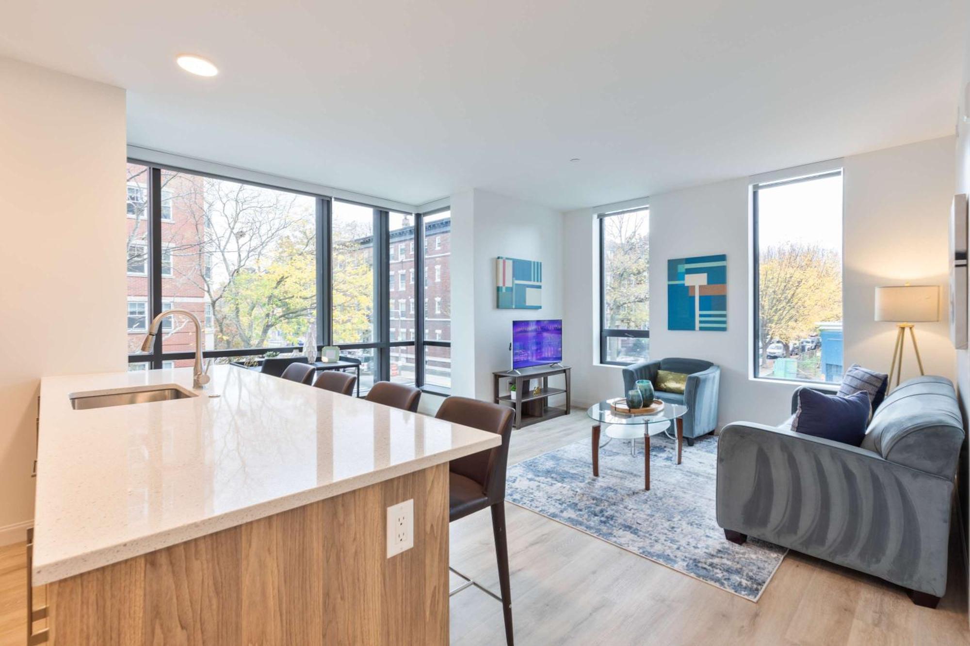 Private With Kitchen & Gym-idl-550 Apartment