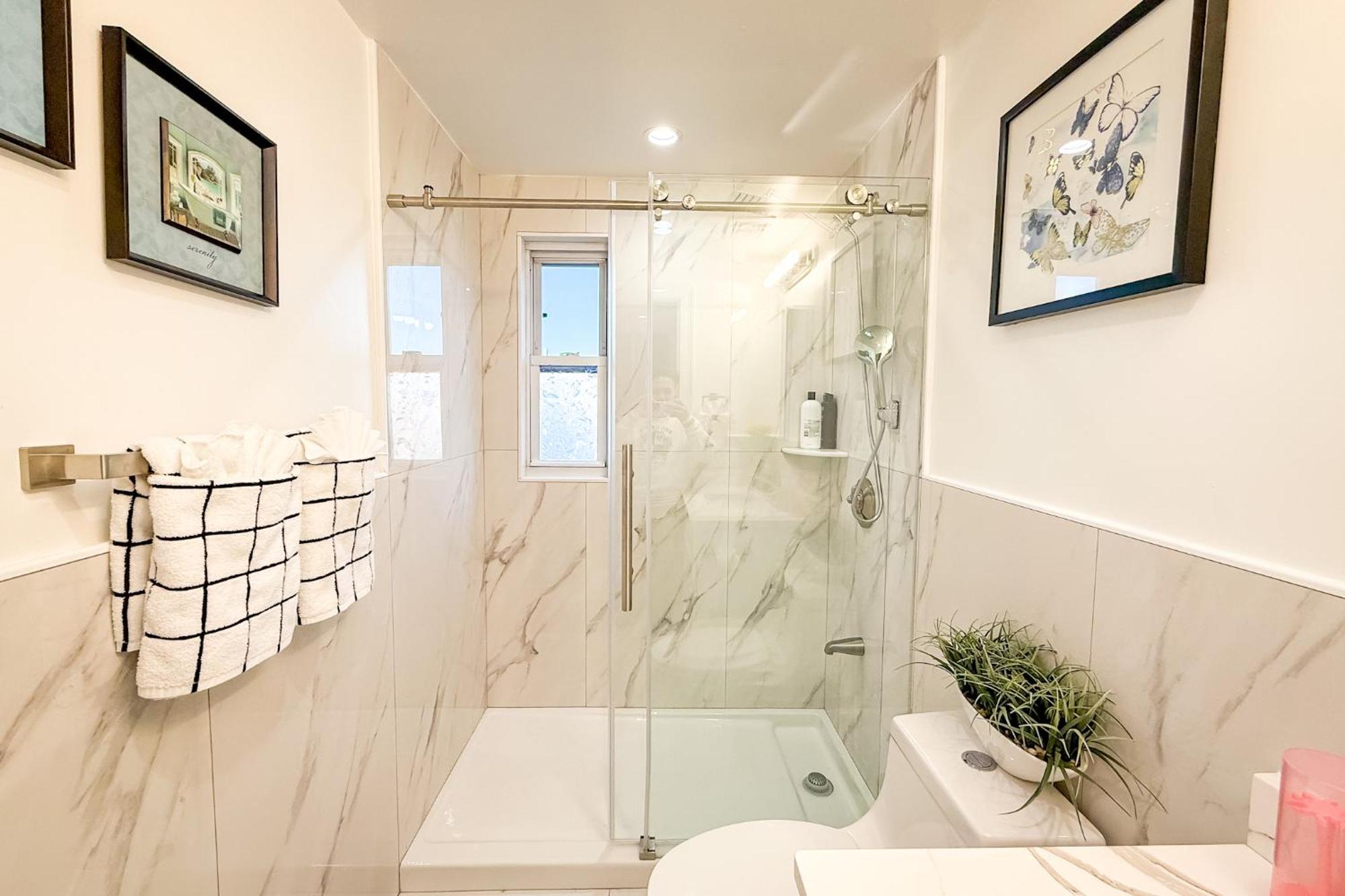 40-newly Renovated, Stylish And Beautiful With 4br *