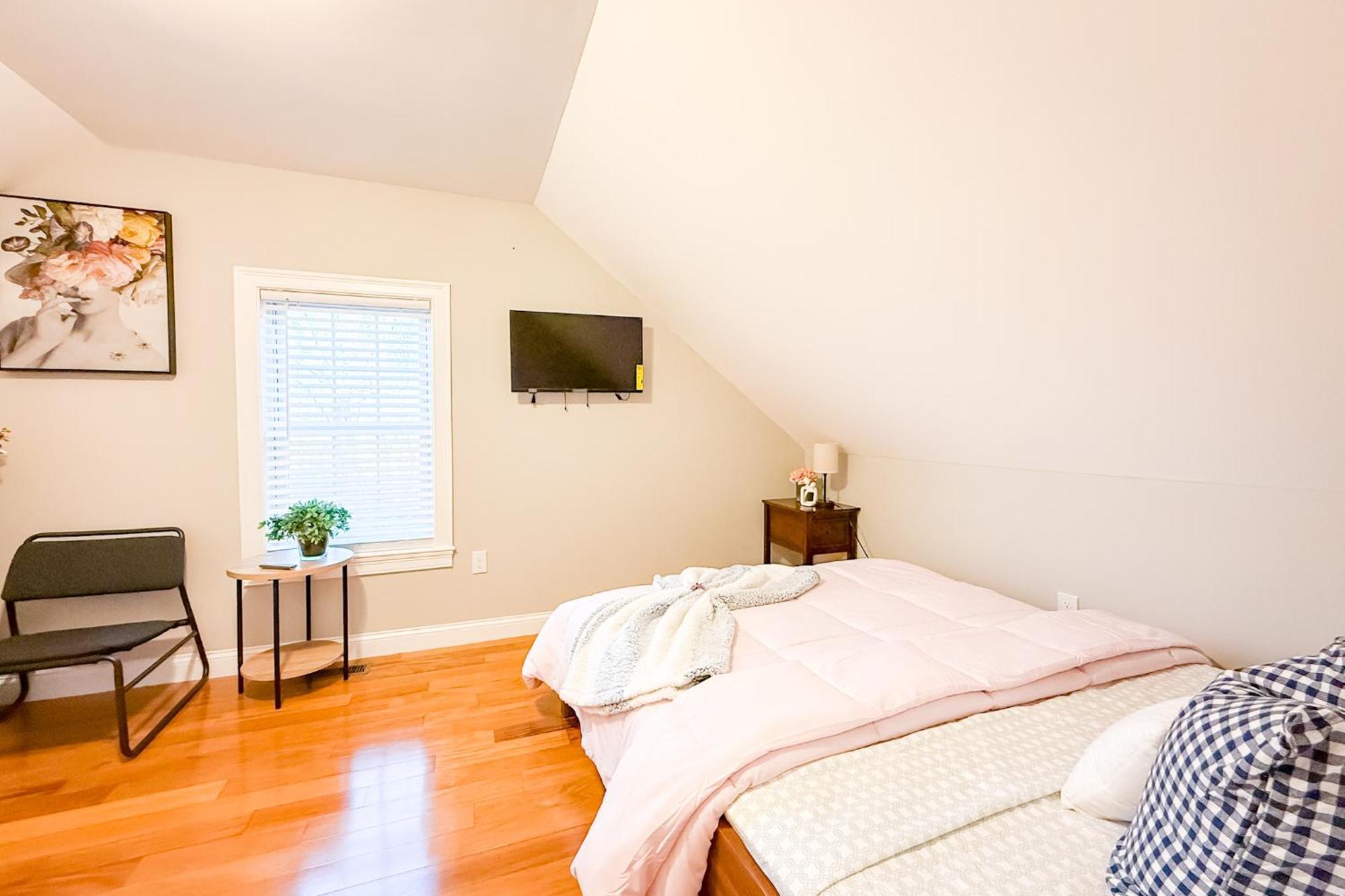 Apartment 40-newly Renovated, Stylish And Beautiful With 4br Boston