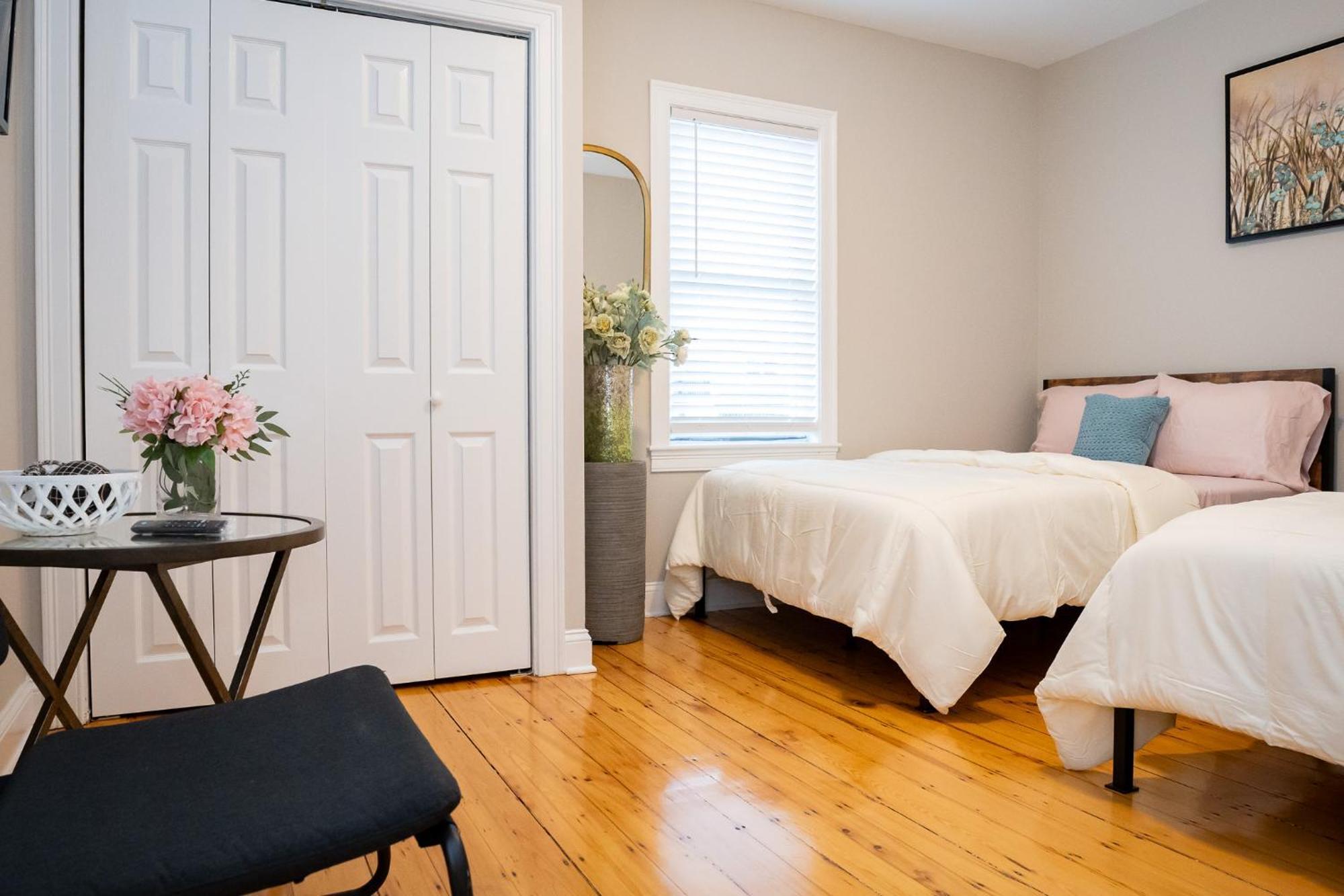 Apartment 40-newly Renovated, Stylish And Beautiful With 4br