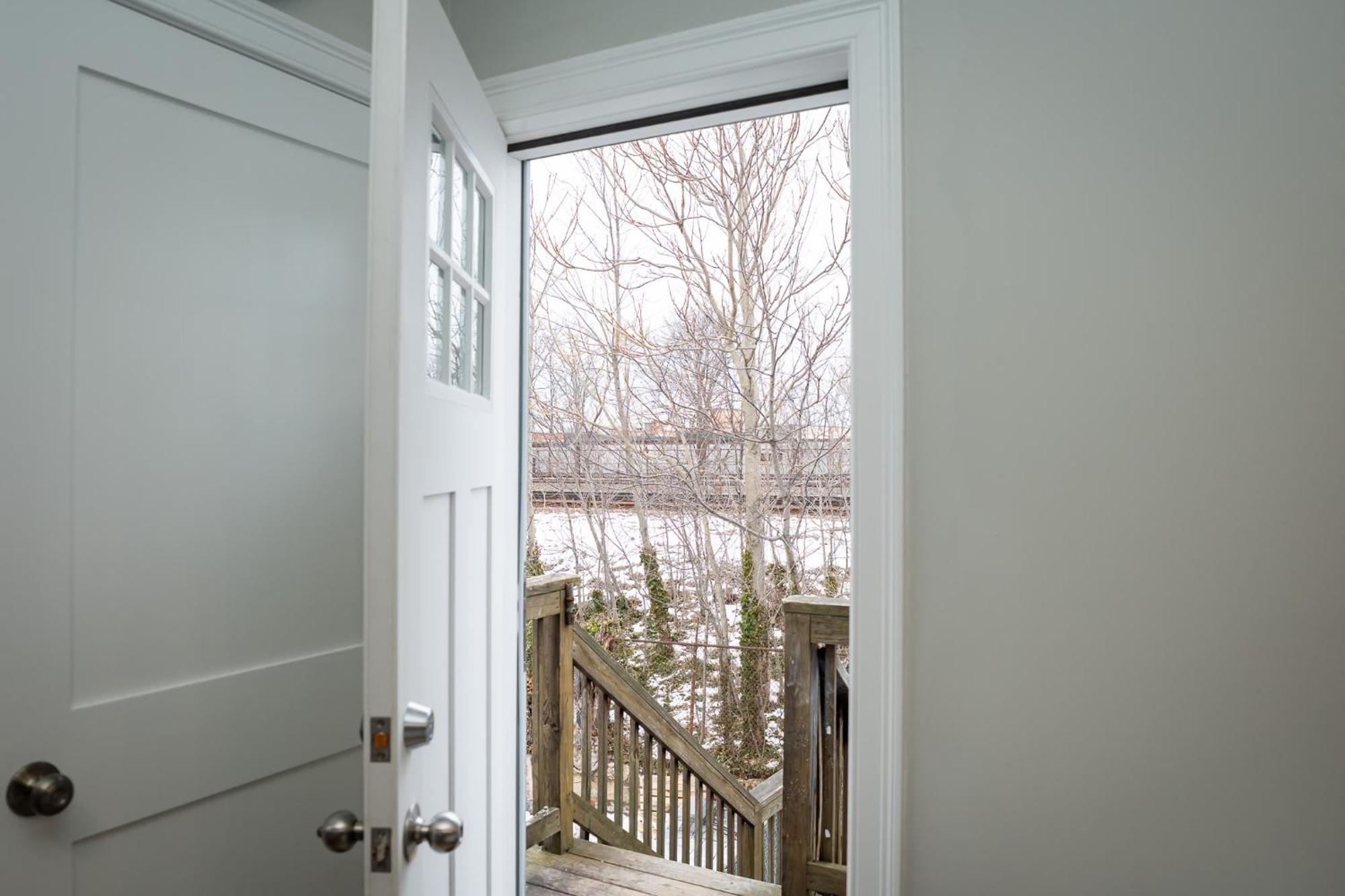 40-newly Renovated, Stylish And Beautiful With 4br Apartment