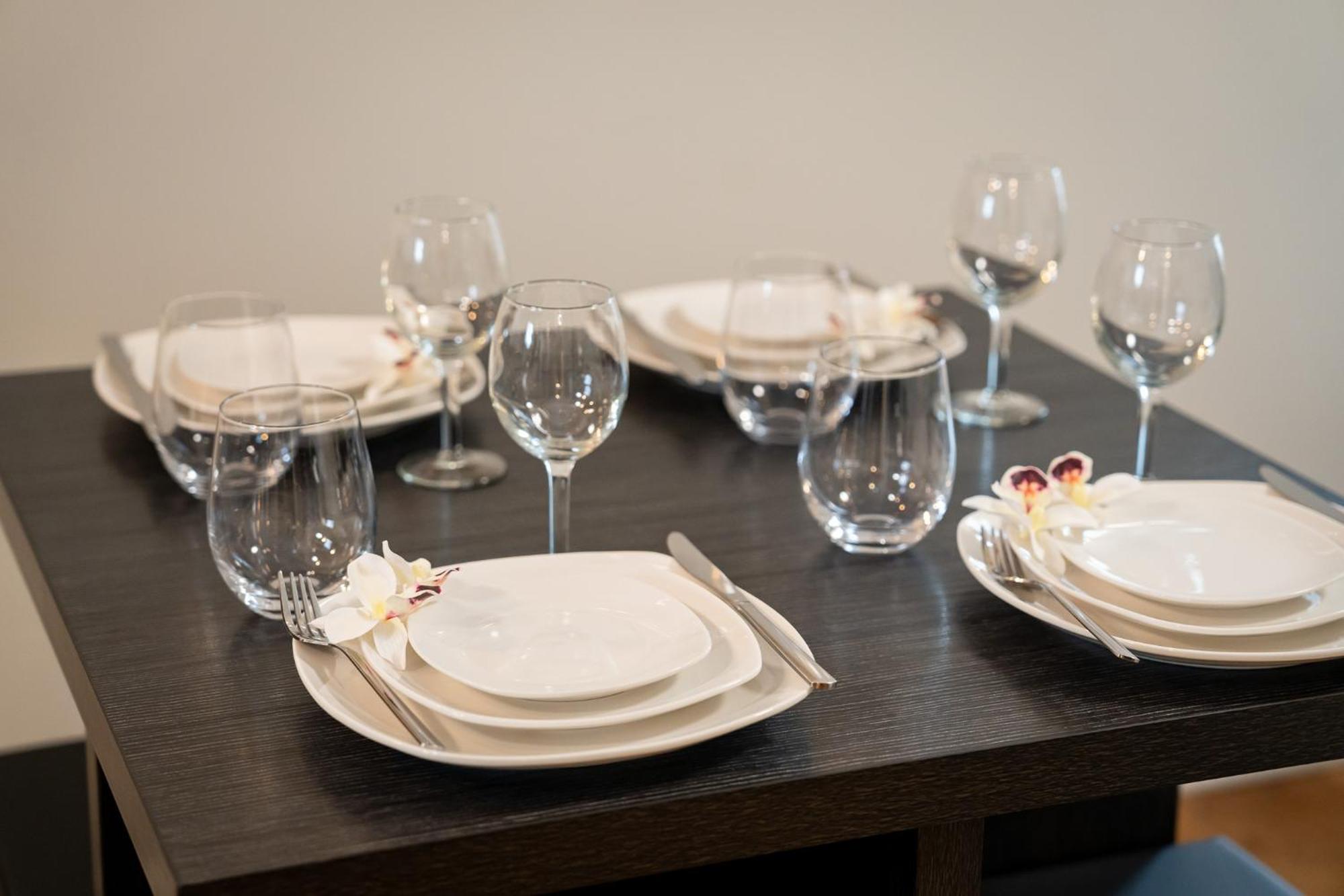 Apartment 40-newly Renovated, Stylish And Beautiful With 4br