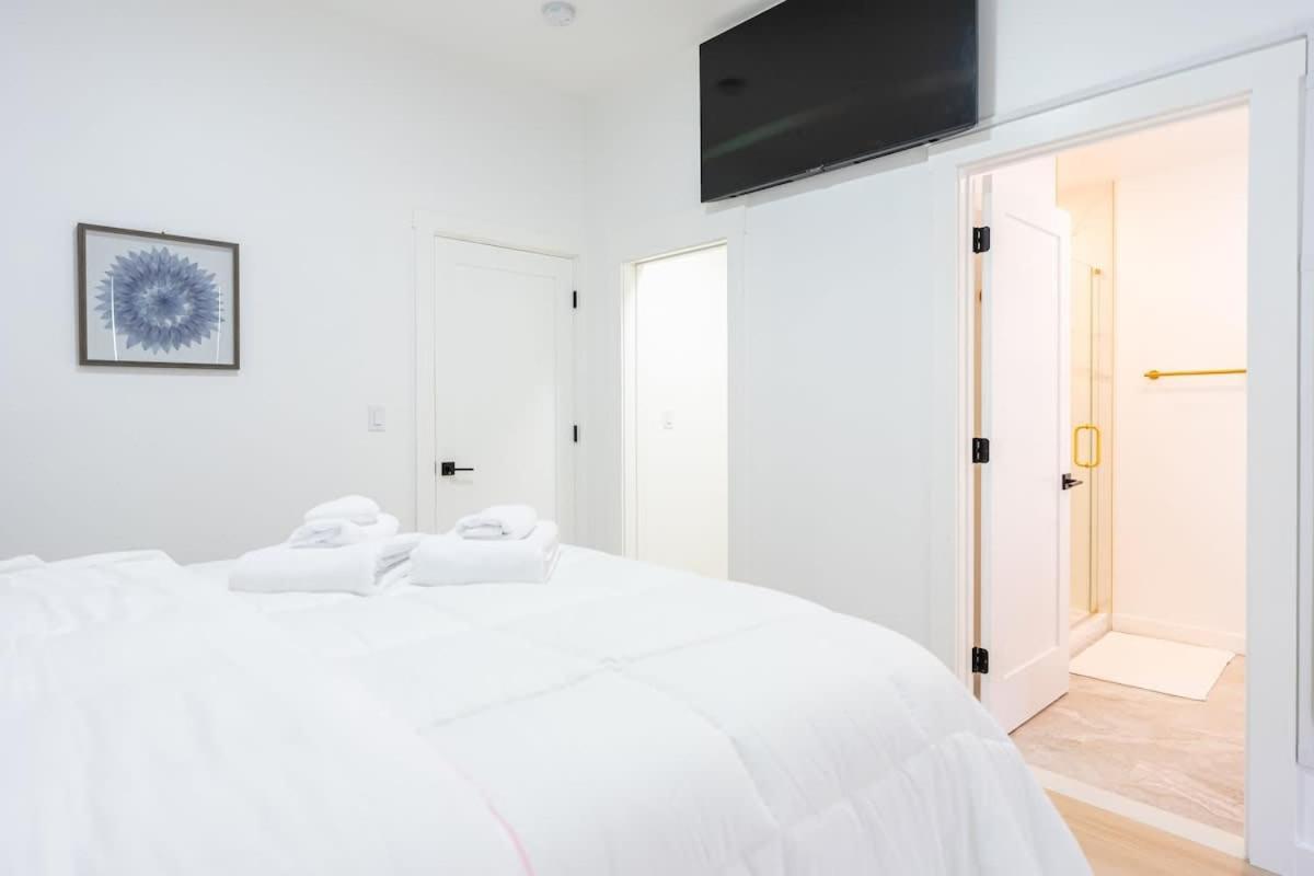 Appartement Luxury 2 Bed 2 Bath East *