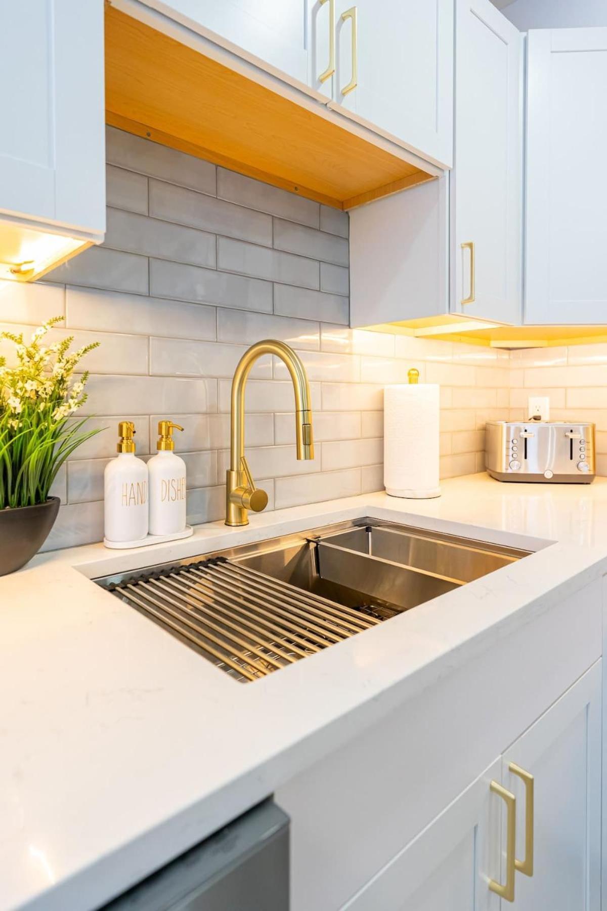 Luxury 2 Bed 2 Bath East Appartement Boston
