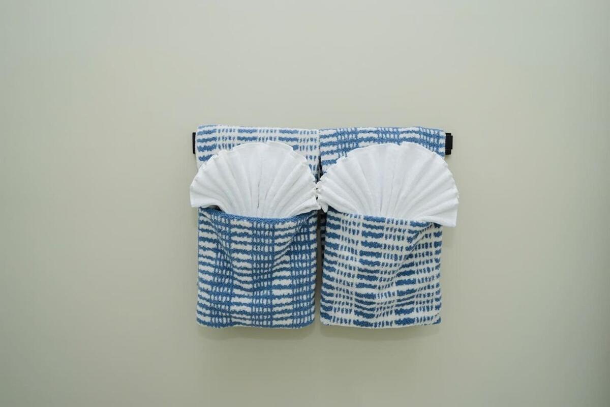 60-2 3br - Modern Near Franklin Park