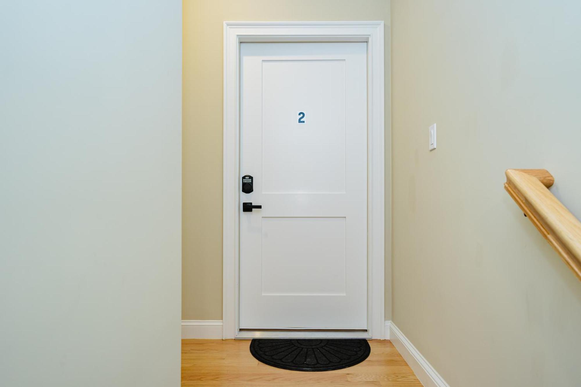 Apartment 60-2 3br - Modern Near Franklin Park Boston